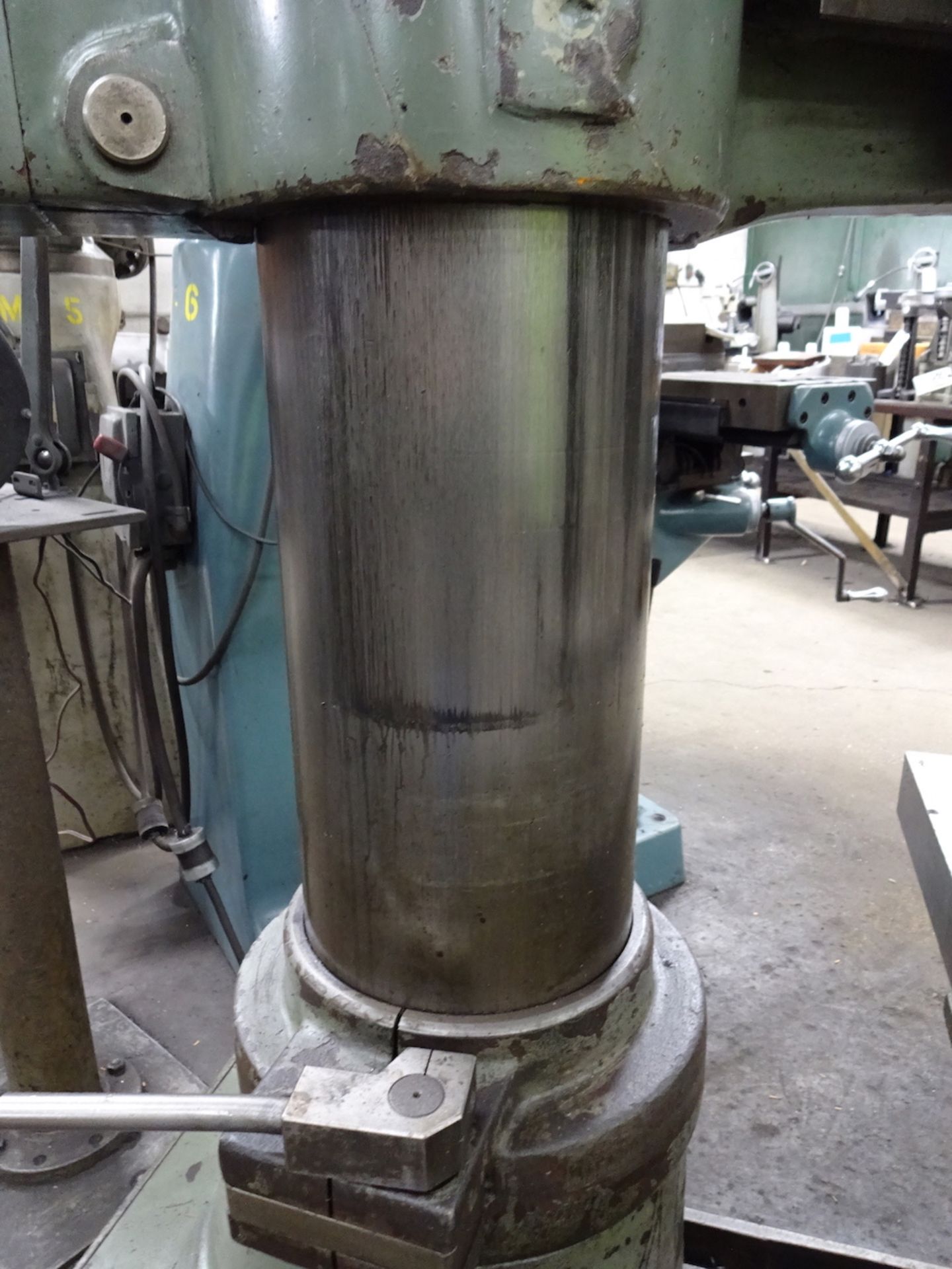 Caser 7-1/2 in. Column x 3 ft. (approx.) Radial Arm Drill, S/N N/A, 24 in. x 18 in x 14 in. T-Slot - Image 4 of 6