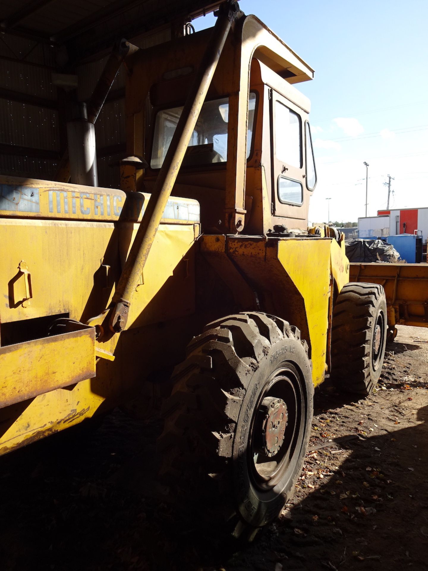 Michigan Front End Loader, with 12 ft. Blade & 10 ft. Bucket - Image 4 of 8