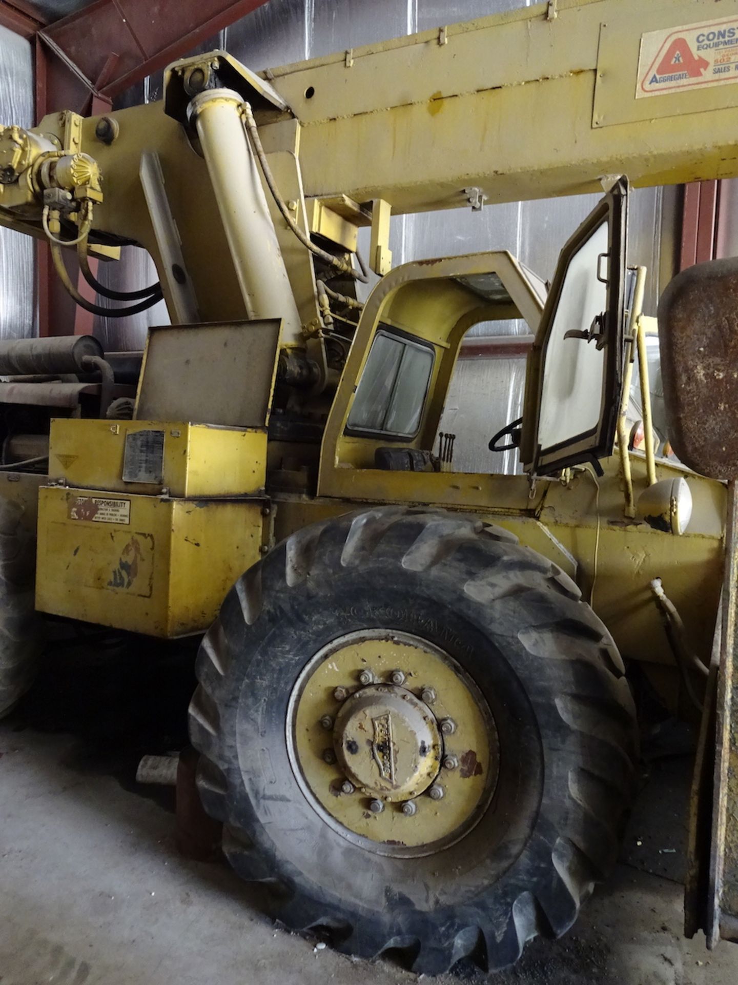 PETTIBONE MODEL 30 MOBILE CRANE, S/N 27.8.A.4358 (SOUTH BELOIT) - Image 5 of 9