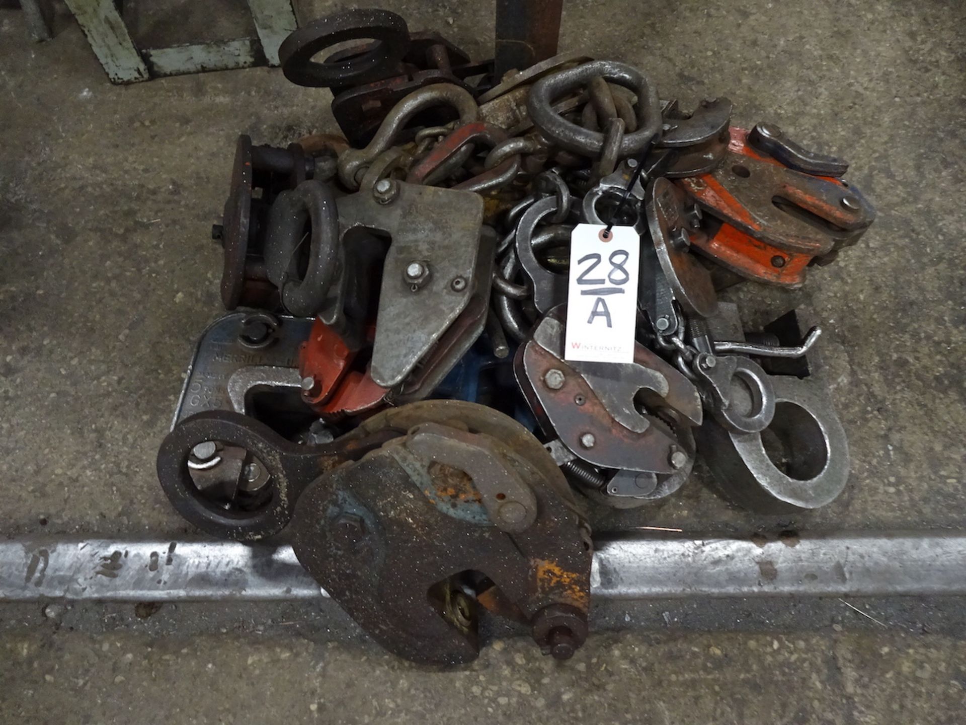 LOT: Assorted Plate Grabs