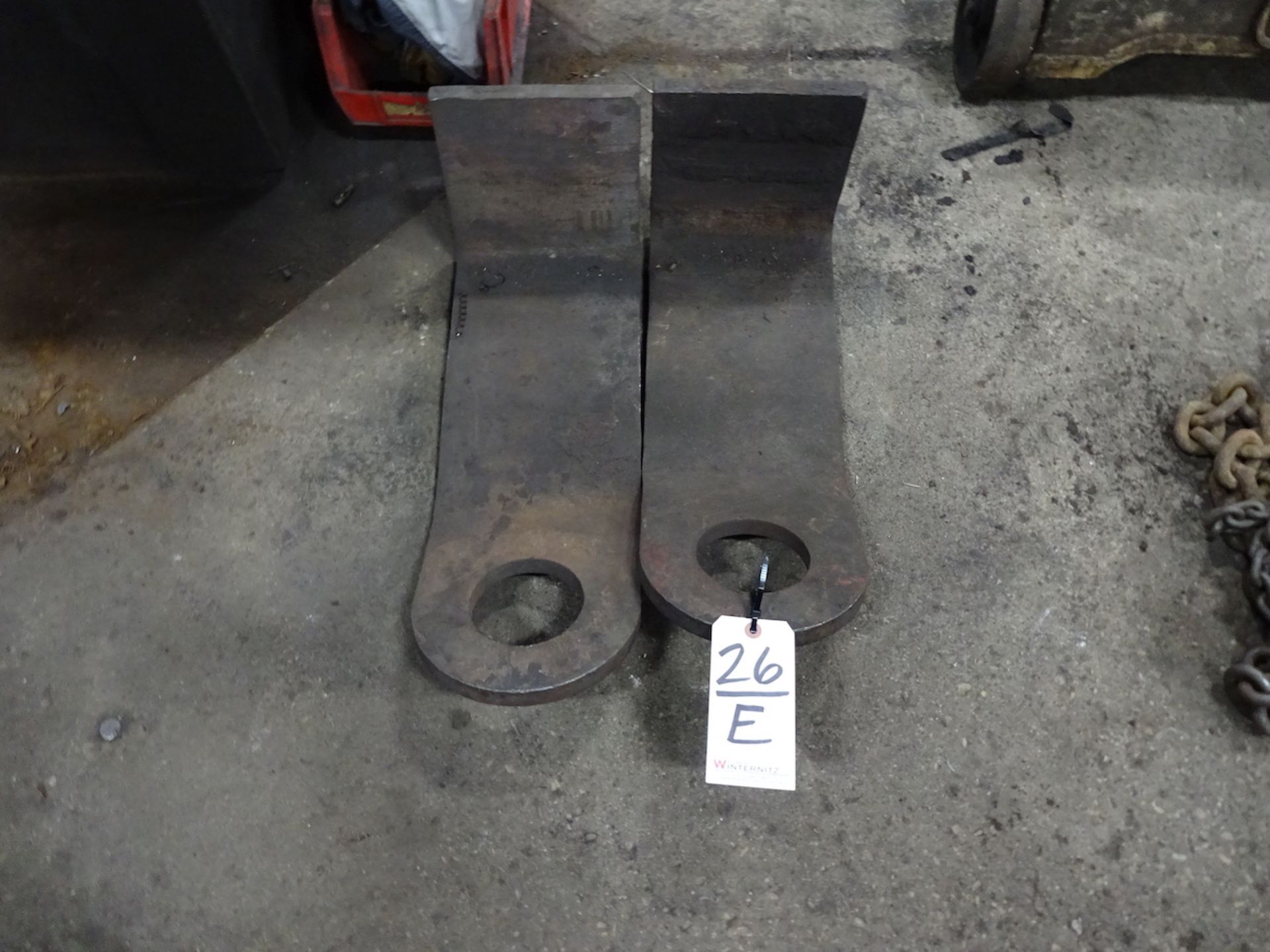 LOT: (2) Plate Lifters