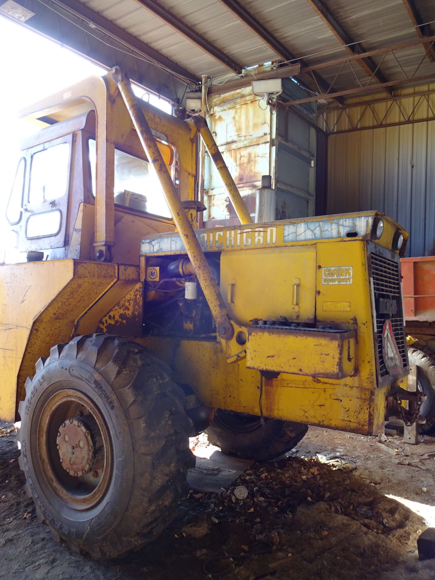 Michigan Front End Loader, with 12 ft. Blade & 10 ft. Bucket - Image 5 of 8