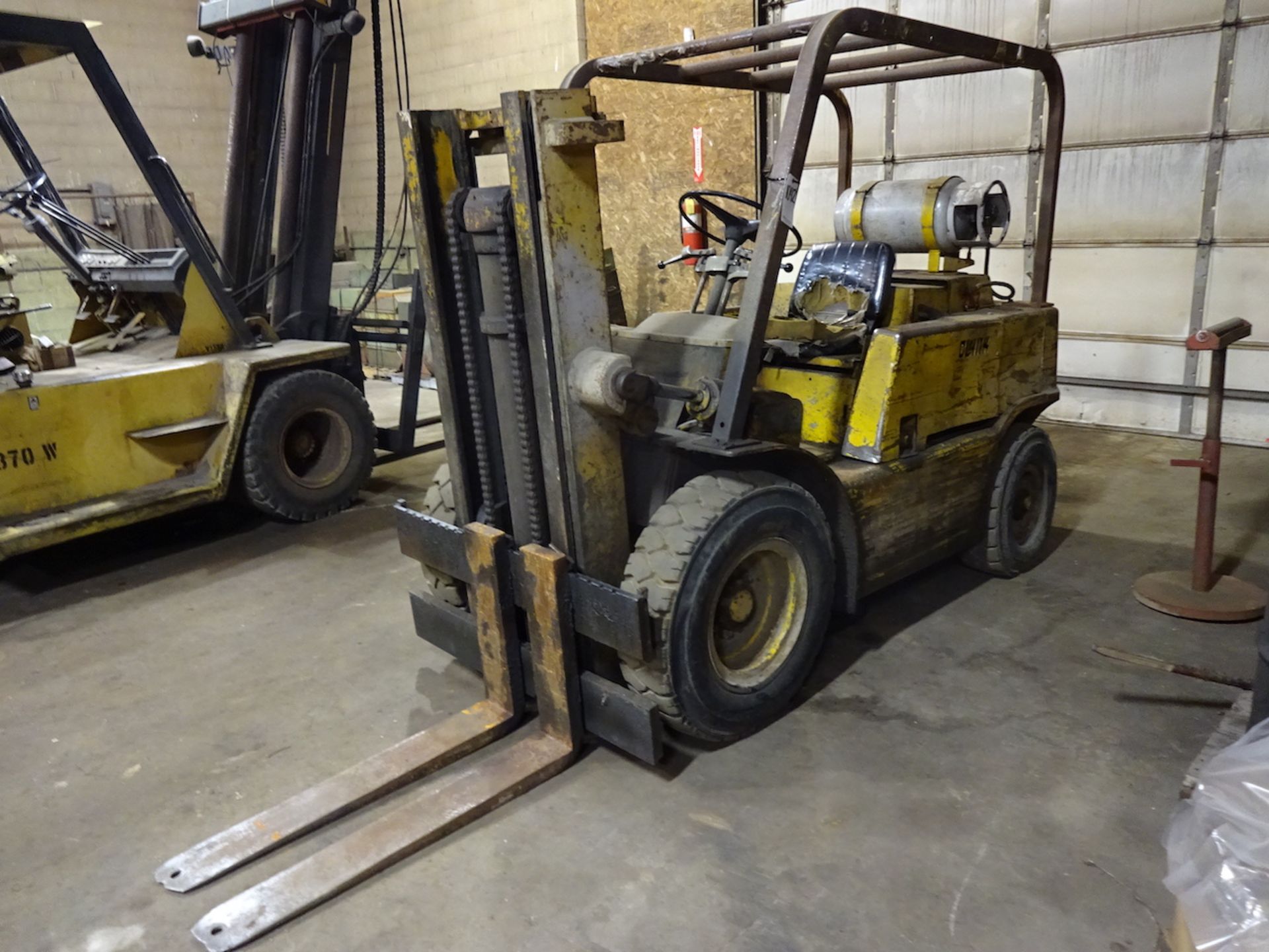 Clark 7000 lb. Model CHY70 LP Forklift Truck, S/N CHY70-24-844-267, 2-Stage Mast (South Beloit)