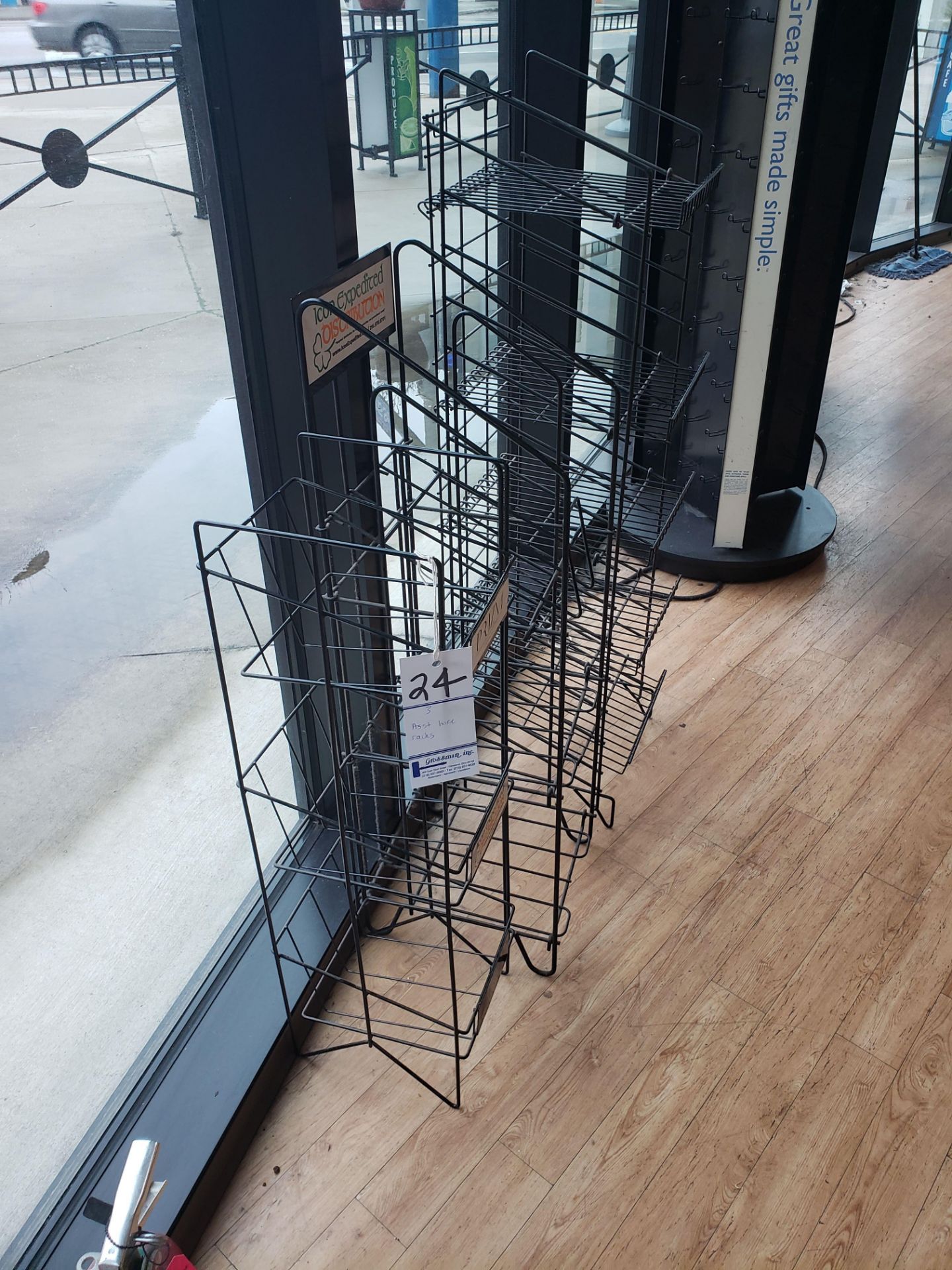 ASSORTED WIRE RACKS - Image 2 of 6