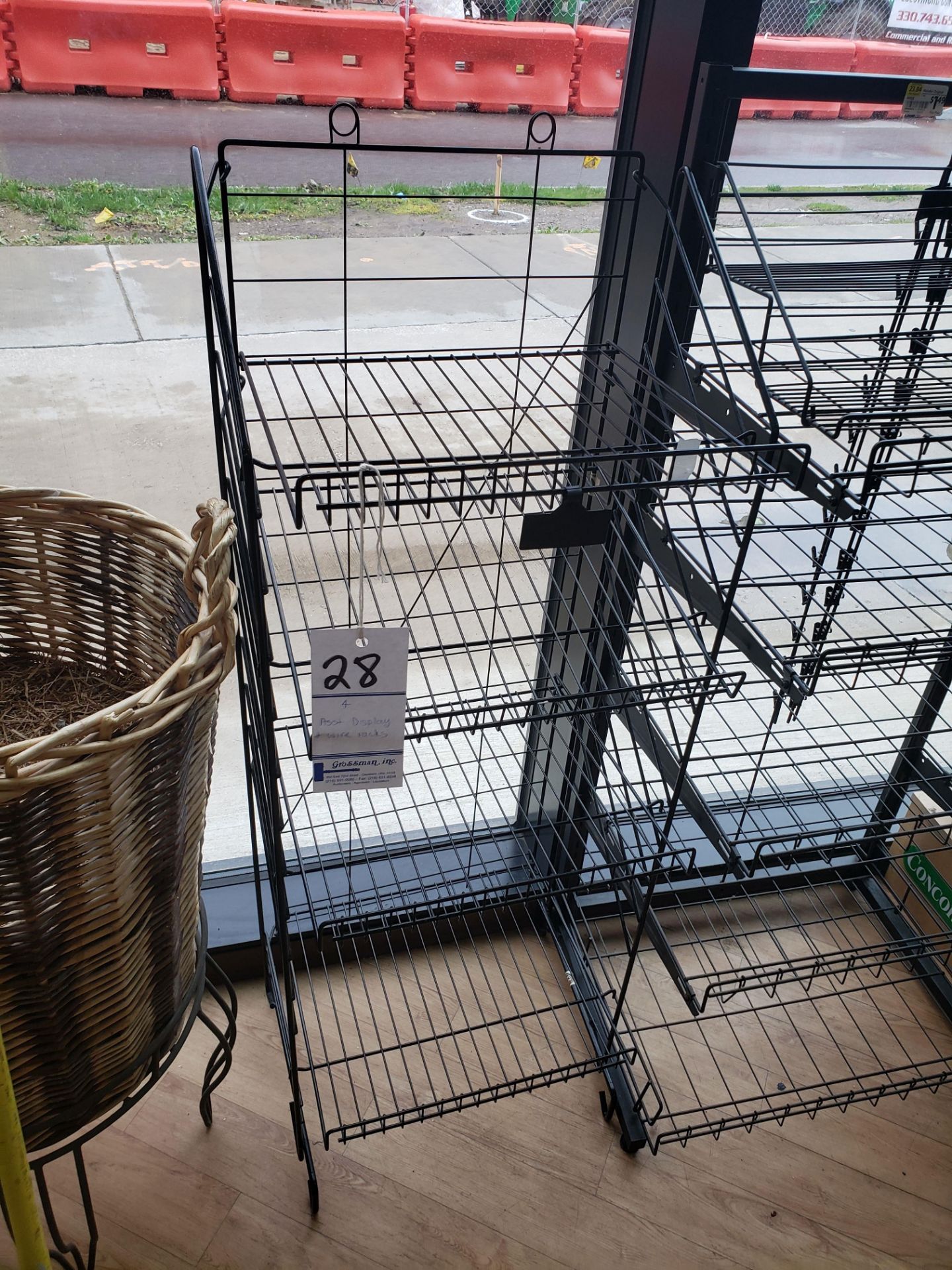 ASSORTED DISPLAY AND WIRE RACKS - Image 2 of 5