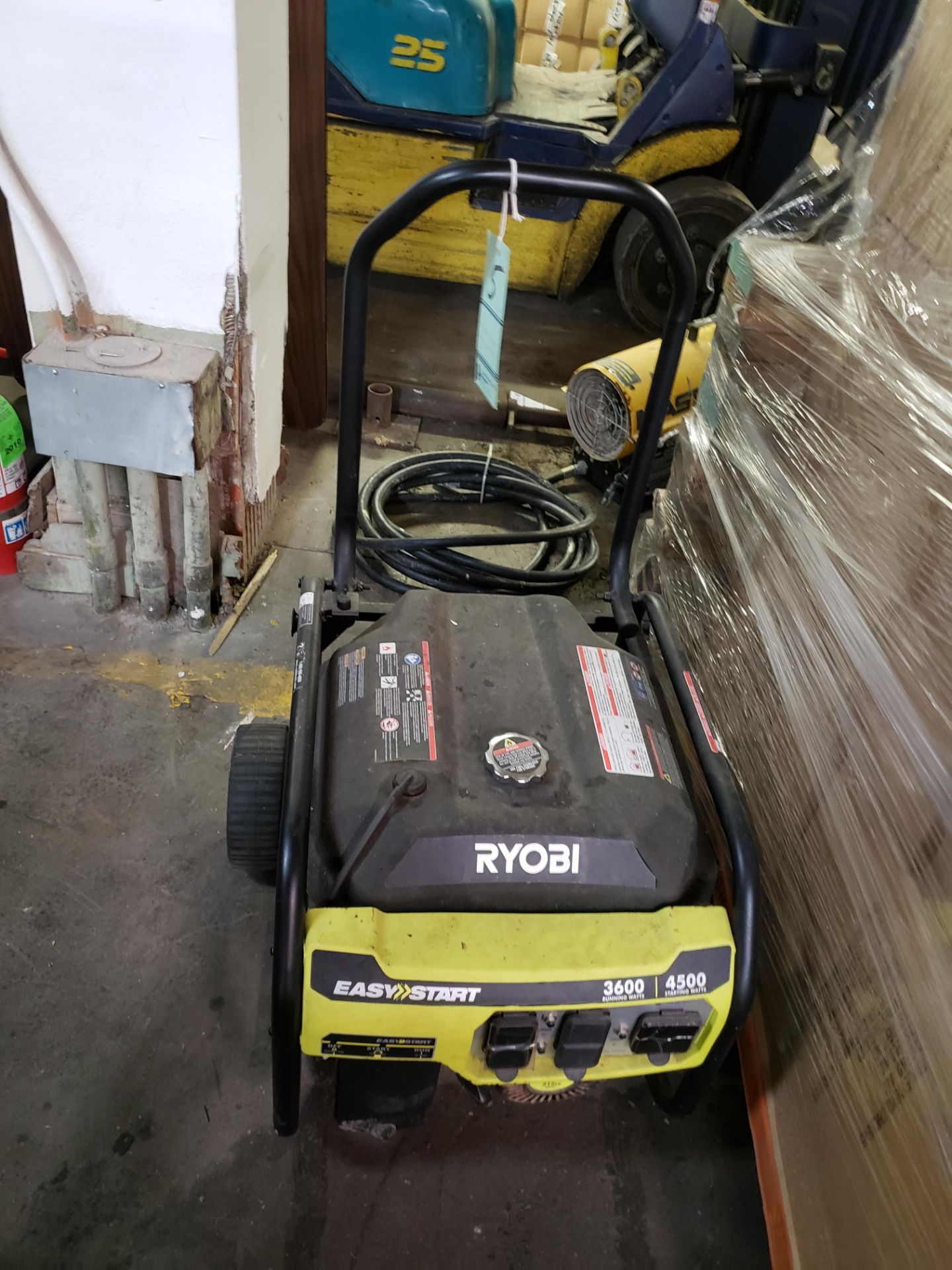 RYOBI EASY START GENERATOR