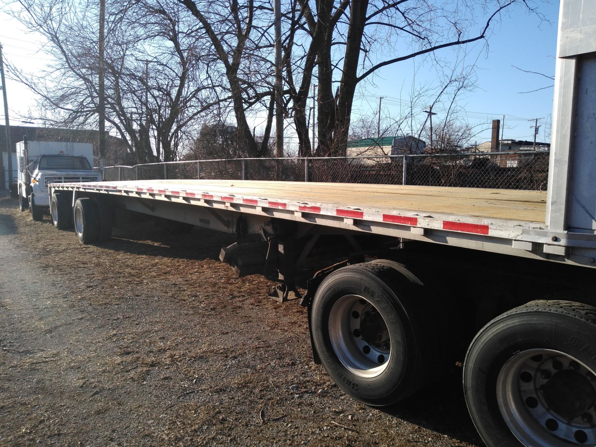 2004 48' REITNOUER MAXIMIZER FLAT BED TRAILER