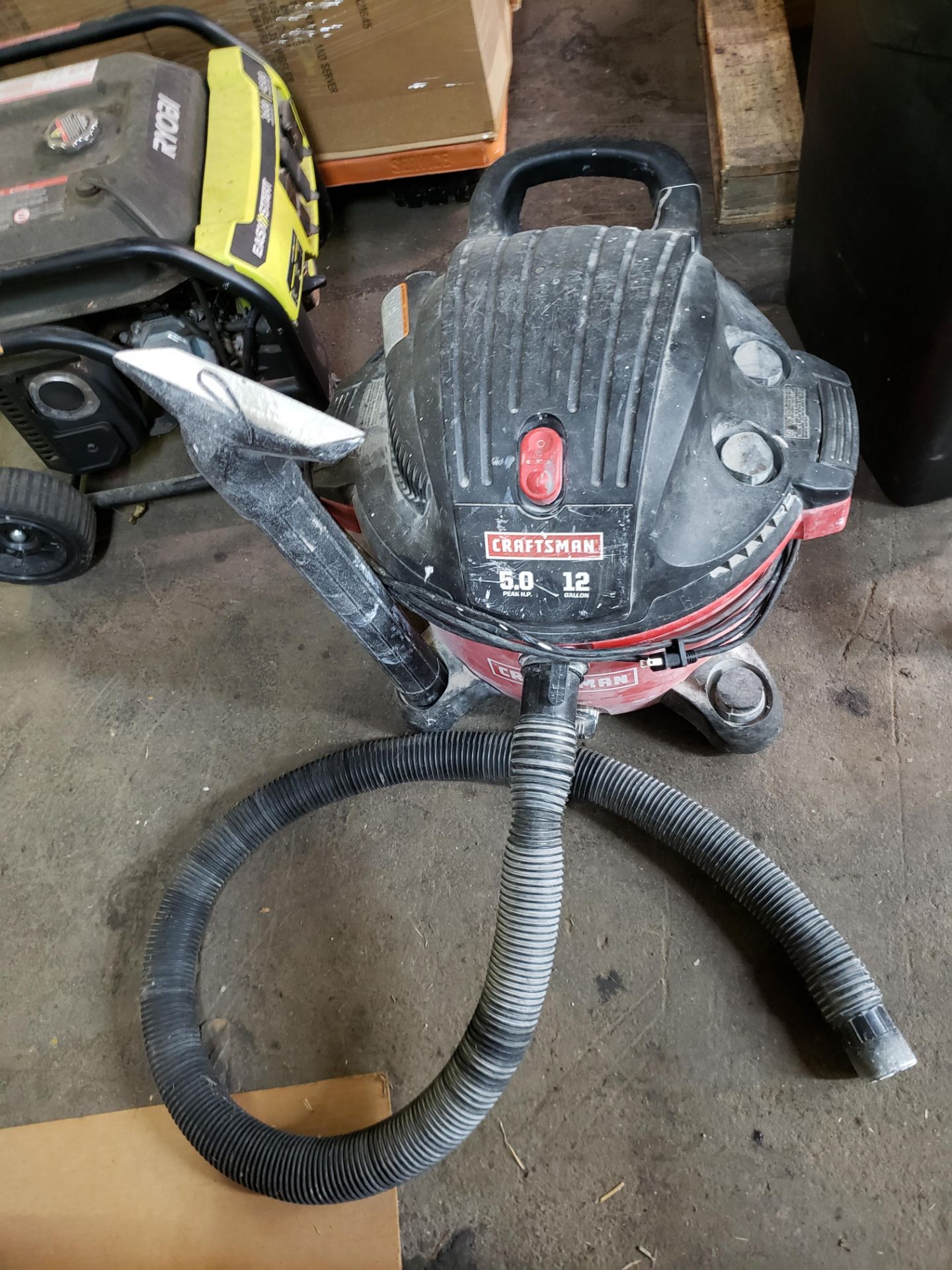 CRAFTSMAN 12 GALLON 5HP SHOP VAC