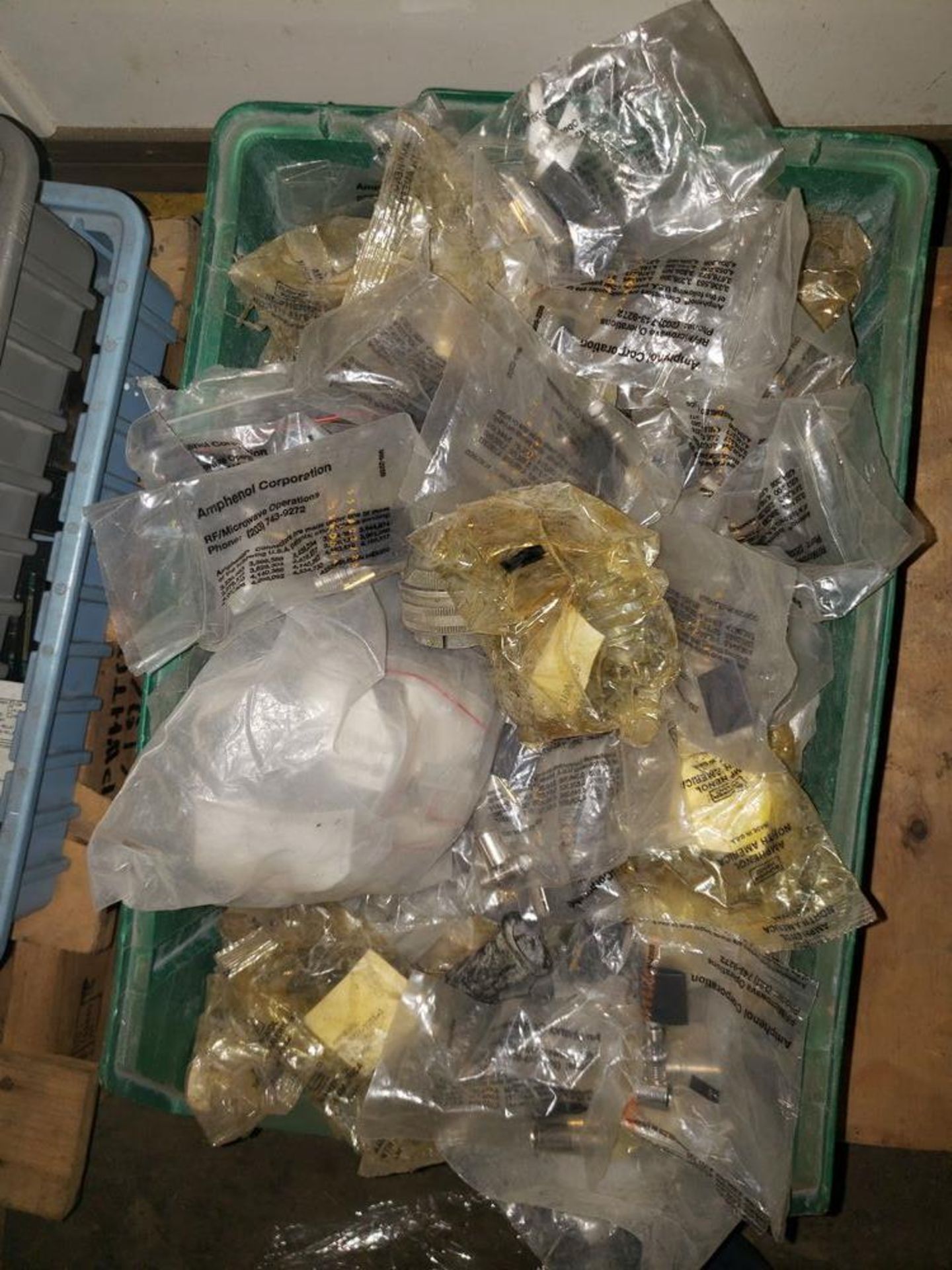 TUB OF ASSORTED AMPHENOL ELECTRICAL CONNECTORS - Image 2 of 2