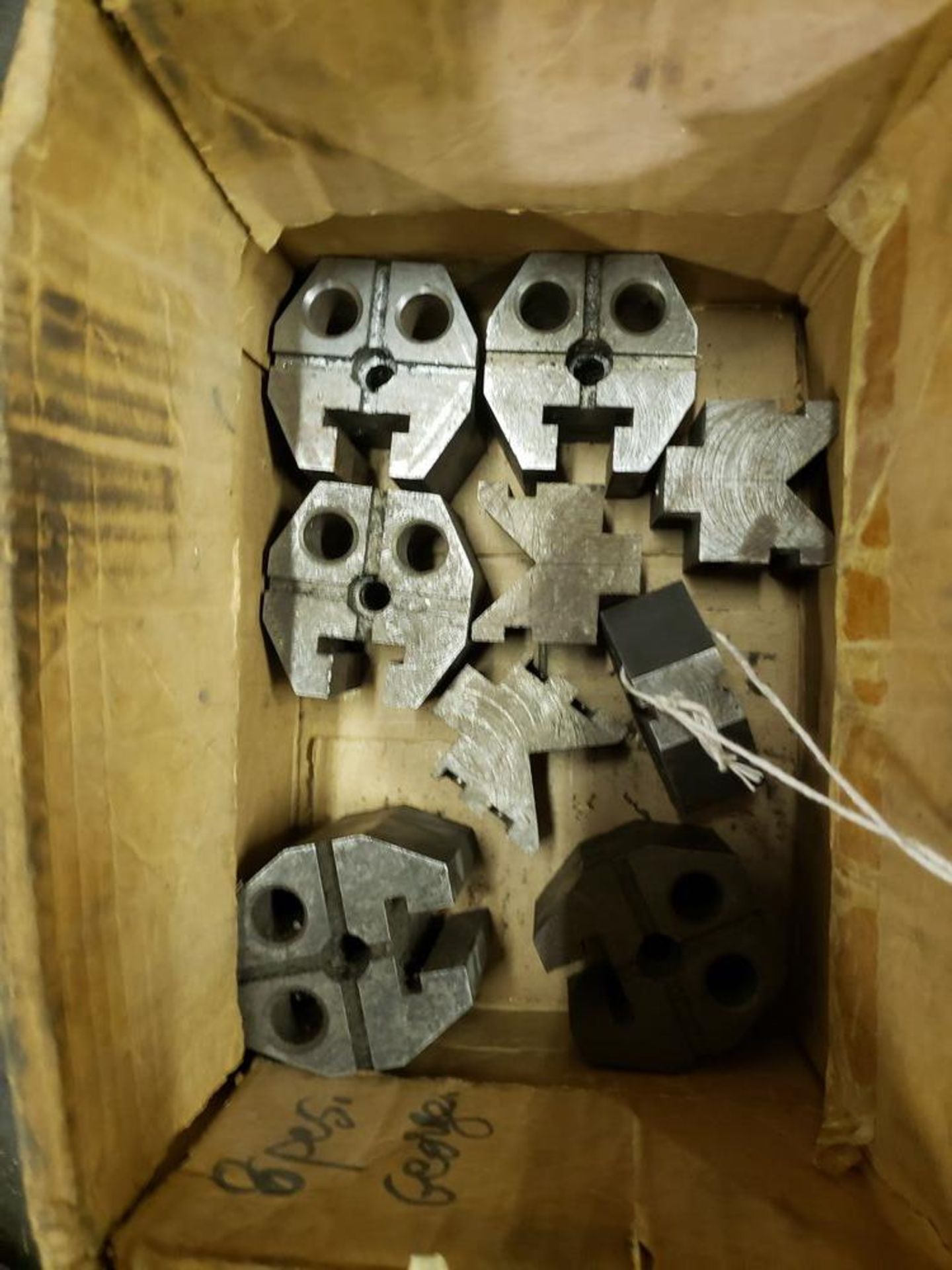 LOT OF TOOL FIXTURES