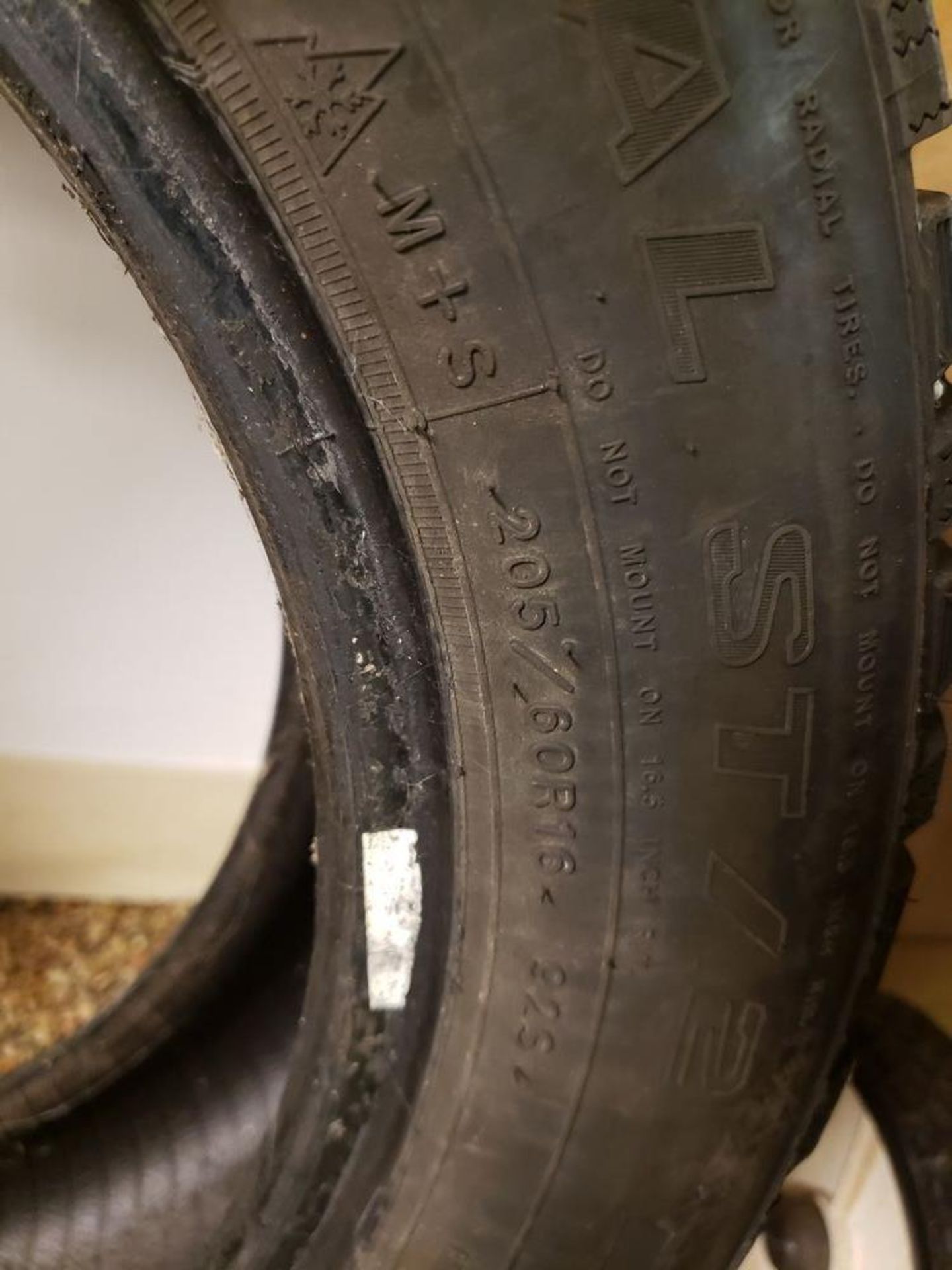 NEW PACEMARK TIRE 205/60R/16 - Image 4 of 4