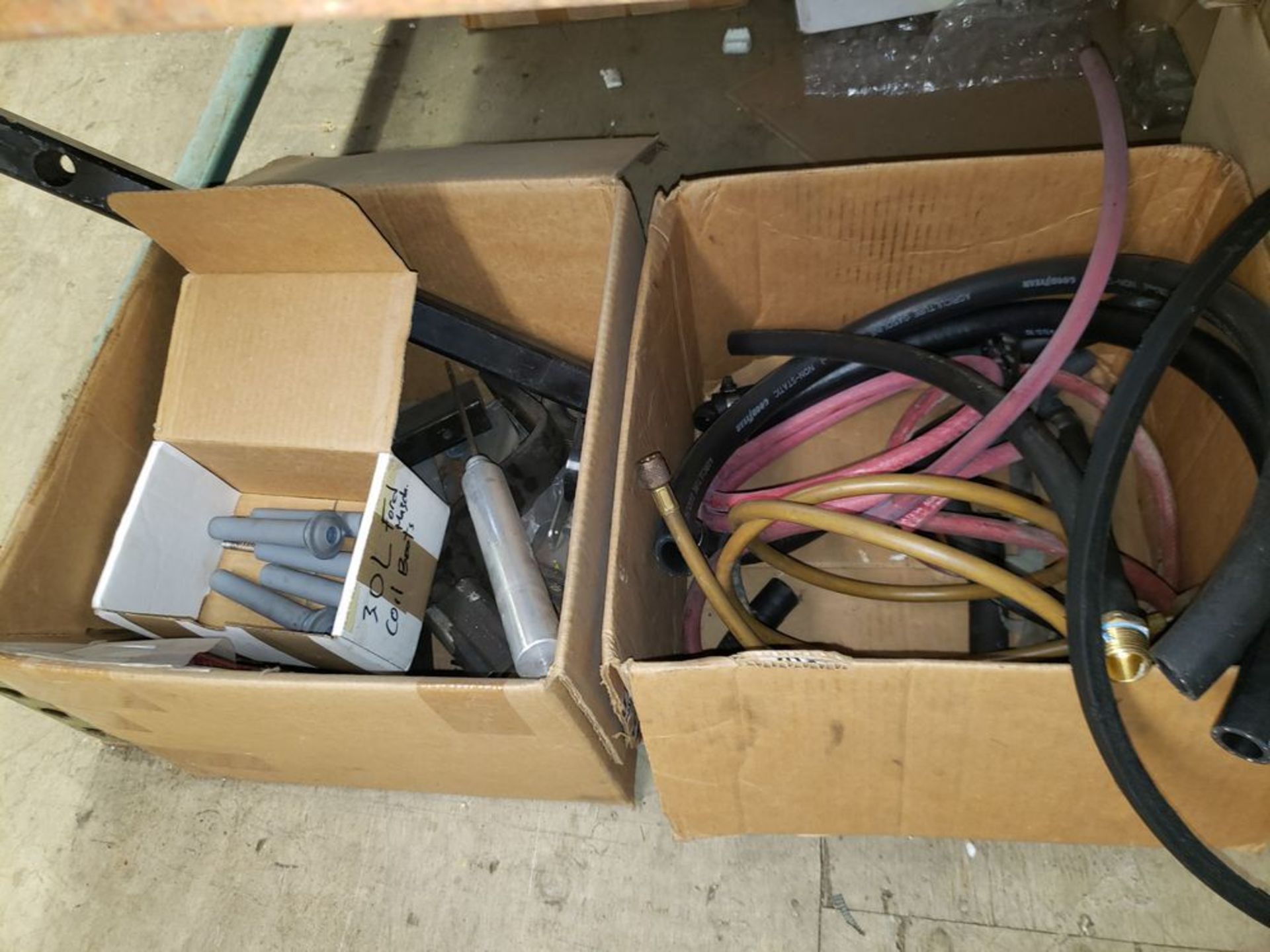 LOT OF AUTO PARTS AND MISC - Image 14 of 14