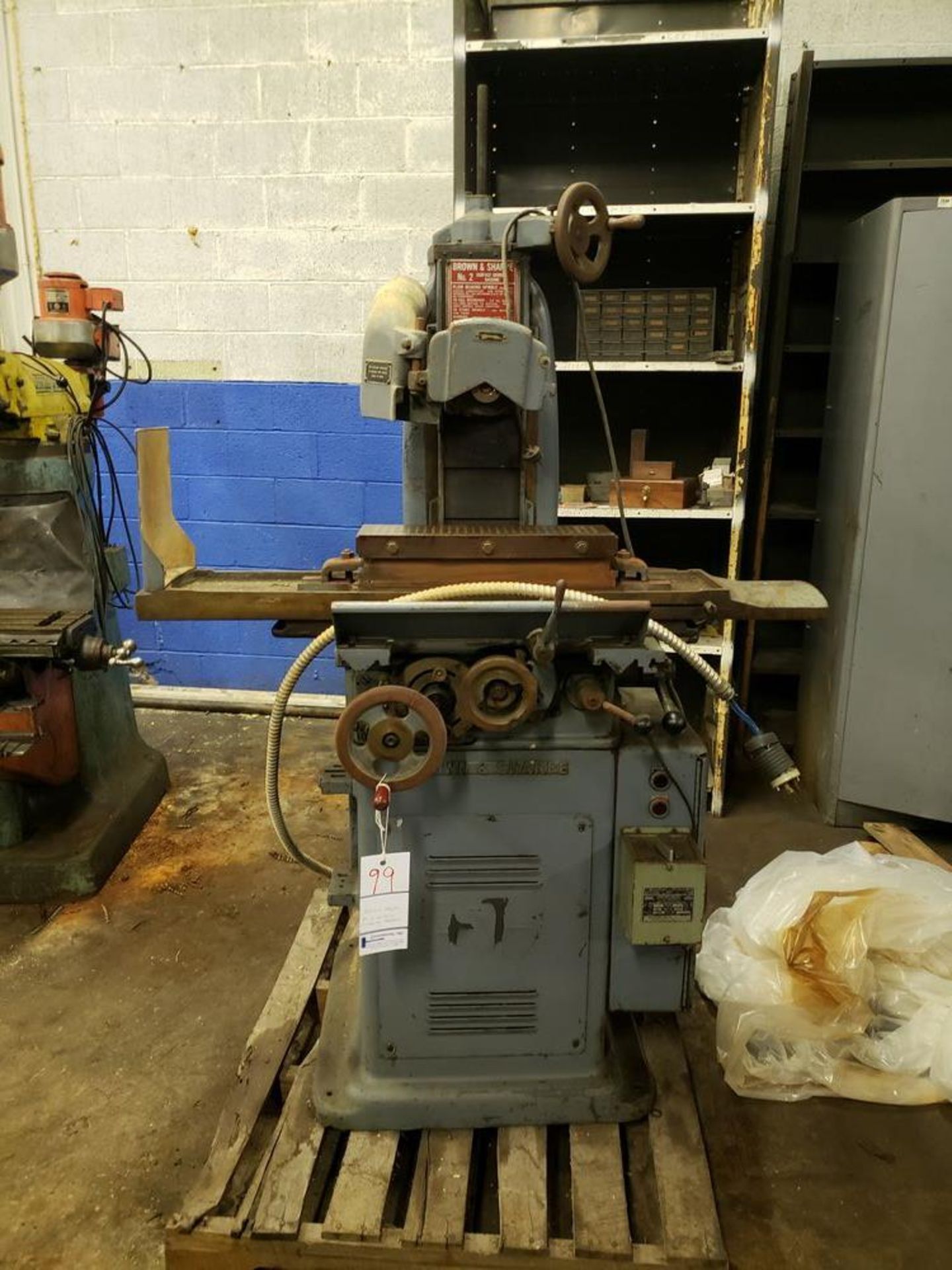 BROWN AND SHARPE NO. 2 SUFACE GRINDING MACHINE You must use our Rigger - Rigging Fee $100.00