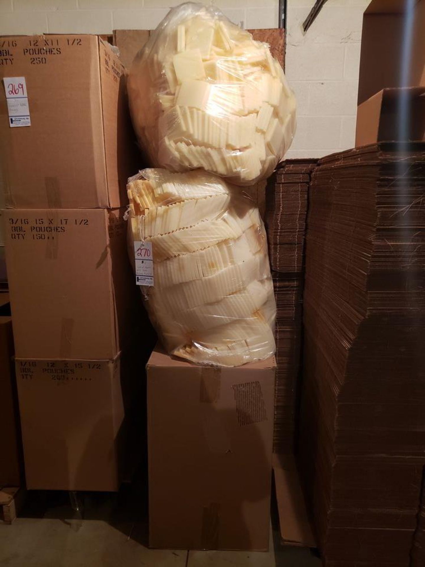 LOT OF HARD AND SOFT FOAM PACKING MATERIAL