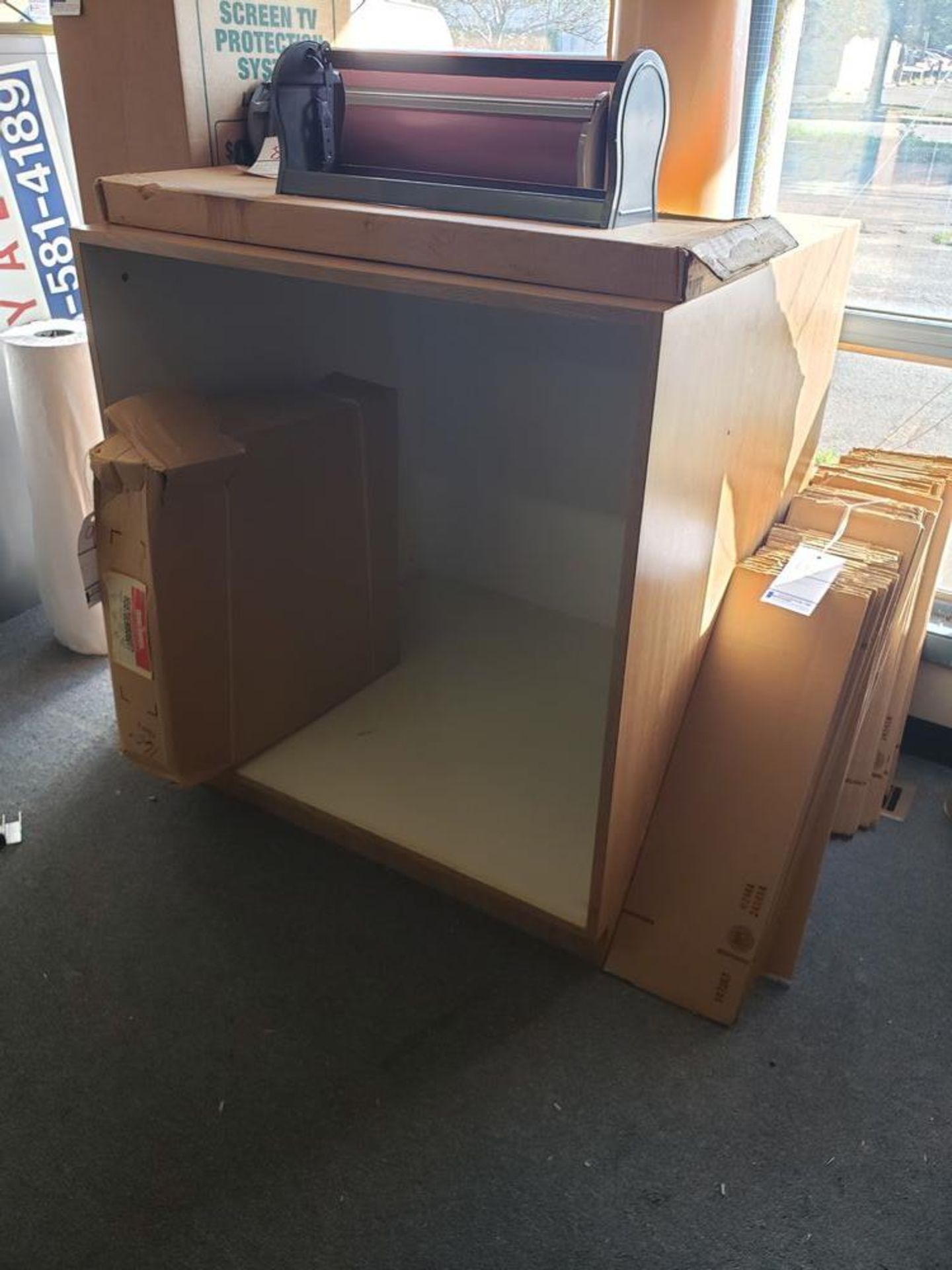 DISPLAY CABINET 38-1/2 X 36-1/2 X 42-1/2"