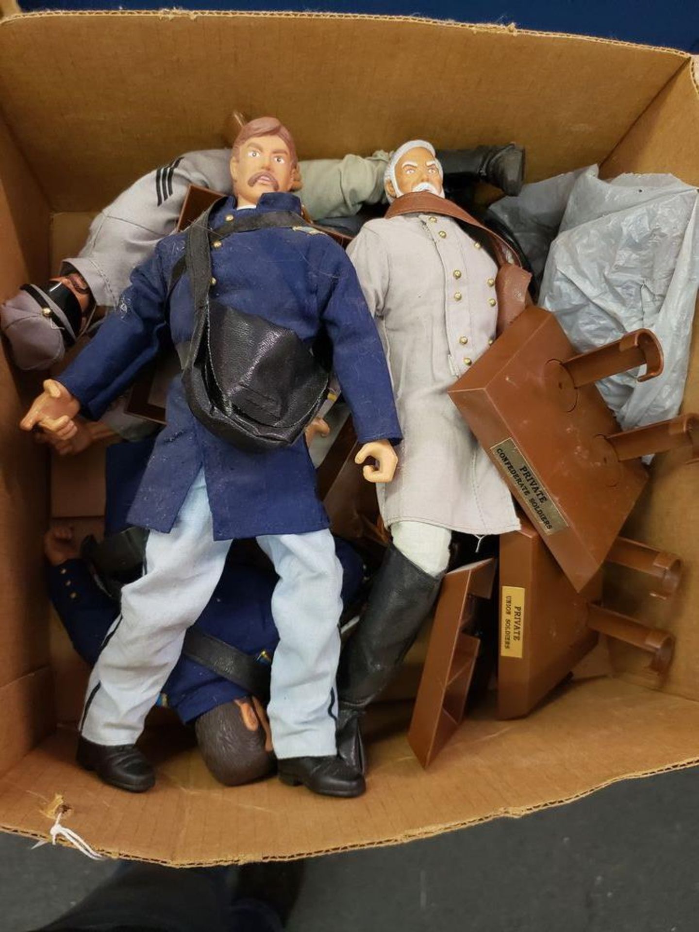 BOX OF VINTAGE SOLDIER ACTION FIGURES - Image 2 of 2