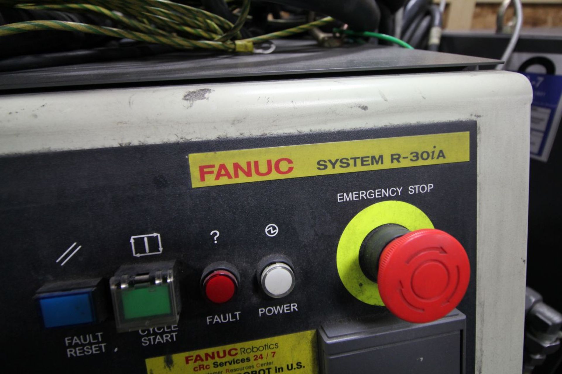 FANUC M900iA/350 WITH R-30iA CONTROL, TEACH & CABLES, AUTO SCREW GUN ATTACH.YEAR 2011, SN 111704 - Image 8 of 10