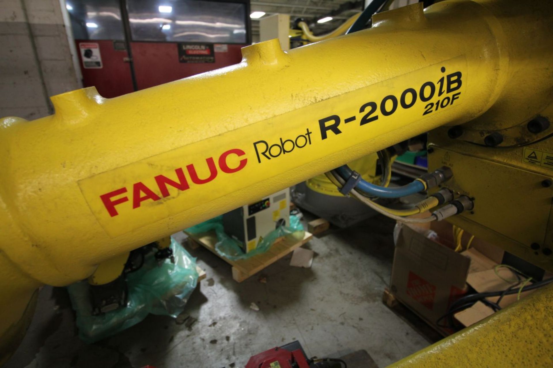 FANUC ROBOT R2000IB/210F WITH R-30iA CONTROLS, TEACH & CABLES, YEAR 2011, SN 112461 - Image 2 of 9