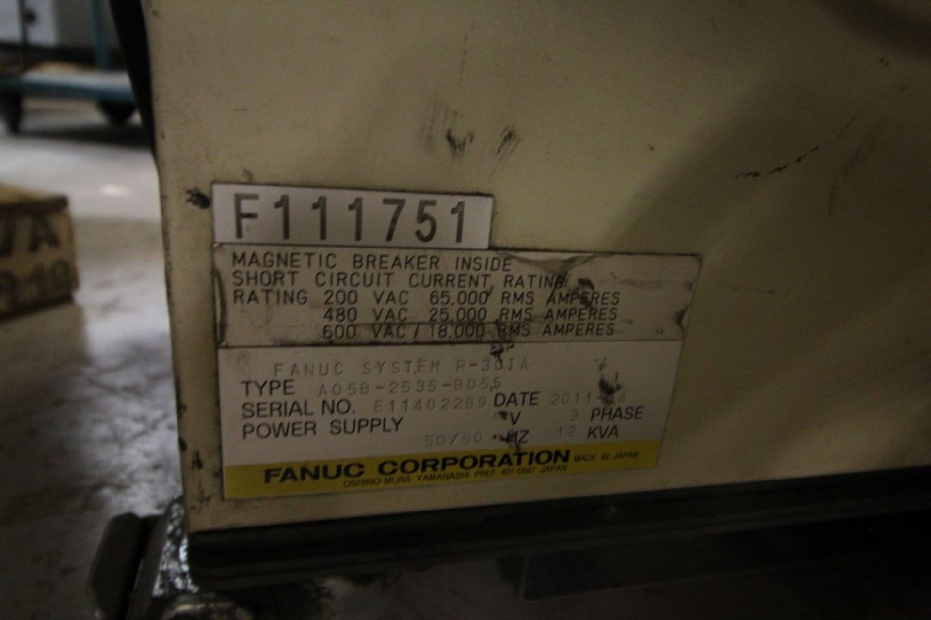 FANUC ROBOT R-2000iB/210F WITH R-30iA CONTROL, TEACH & CABLES, YEAR 2011, SN 111751 - Image 7 of 8