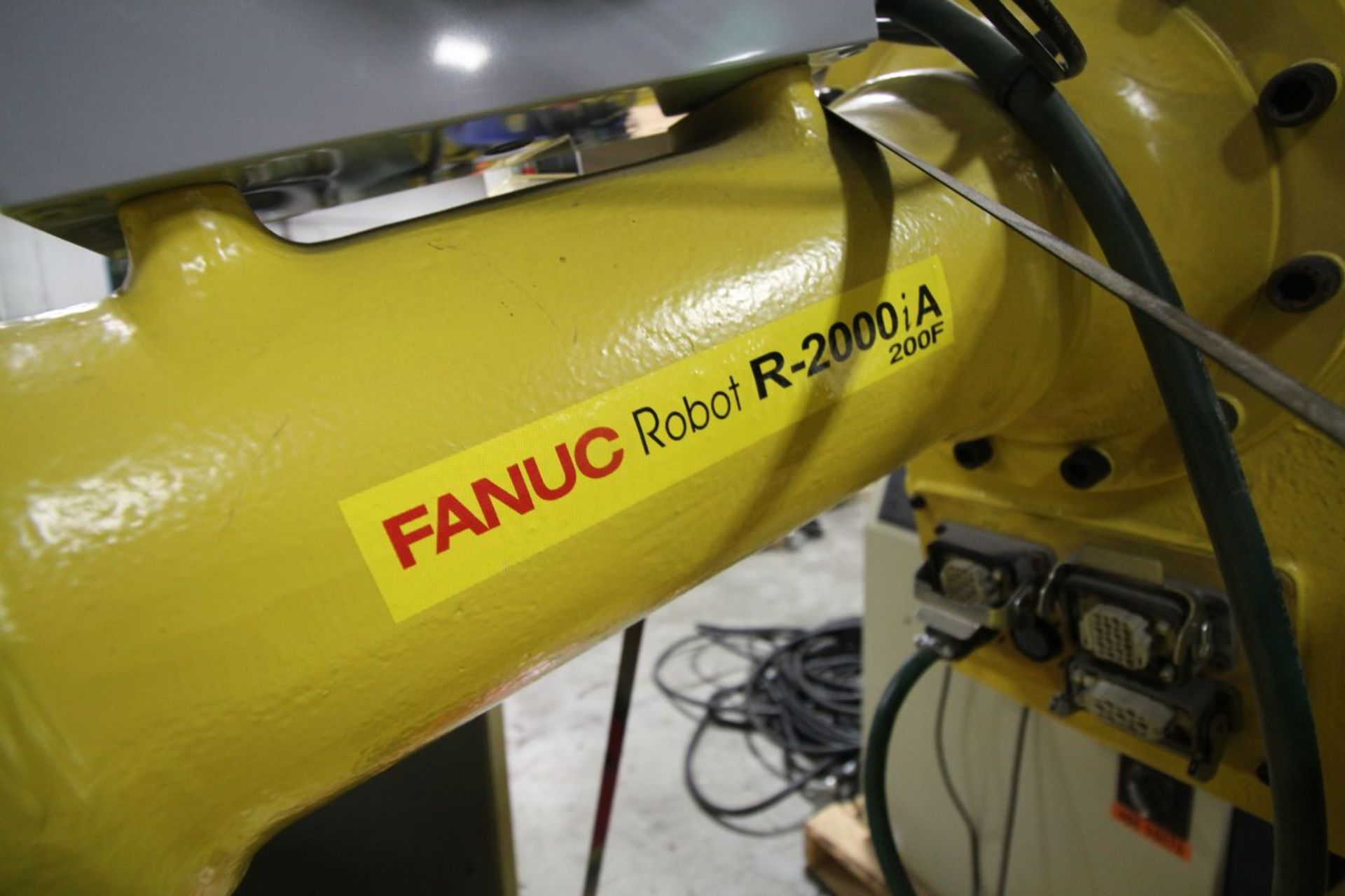 FANUC ROBOT R2000iA/200FO WITH R-J3iB CONTROLS, TEACH & CABLES, YEAR 2006, SN 76891, COMP REFURBED. - Image 3 of 6