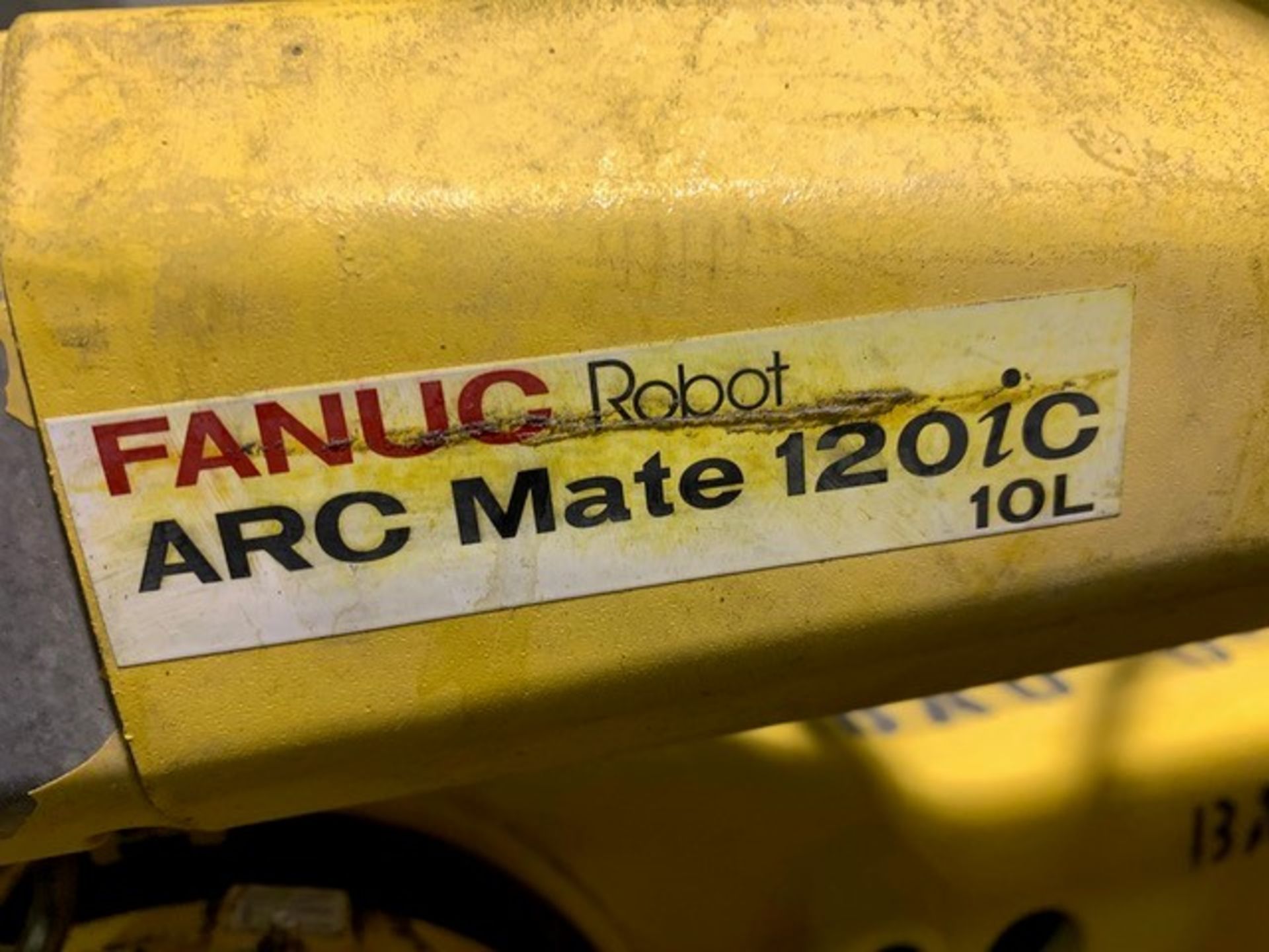 FANUC ROBOT ARCMATE 120iC/10L WITH R-30iA CONTROL, TEACH & CABLES, YEAR 2011, SN 112261 - Image 2 of 18