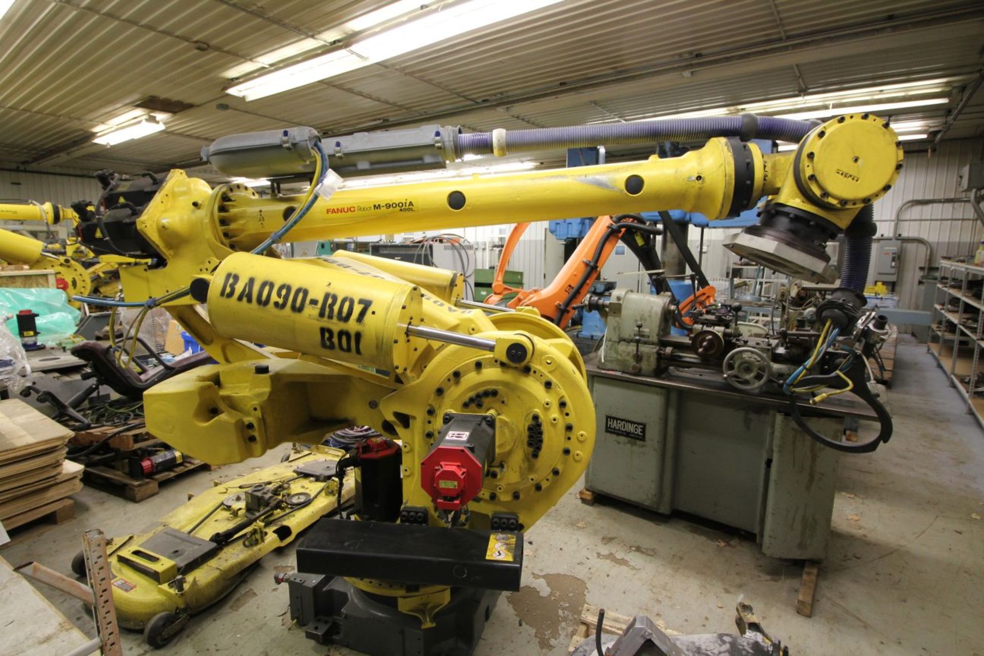 FANUC ROBOT M900iA/400L WITH R-30iA CONTROL, TEACH & CABLES, YEAR 2011, SN 113430