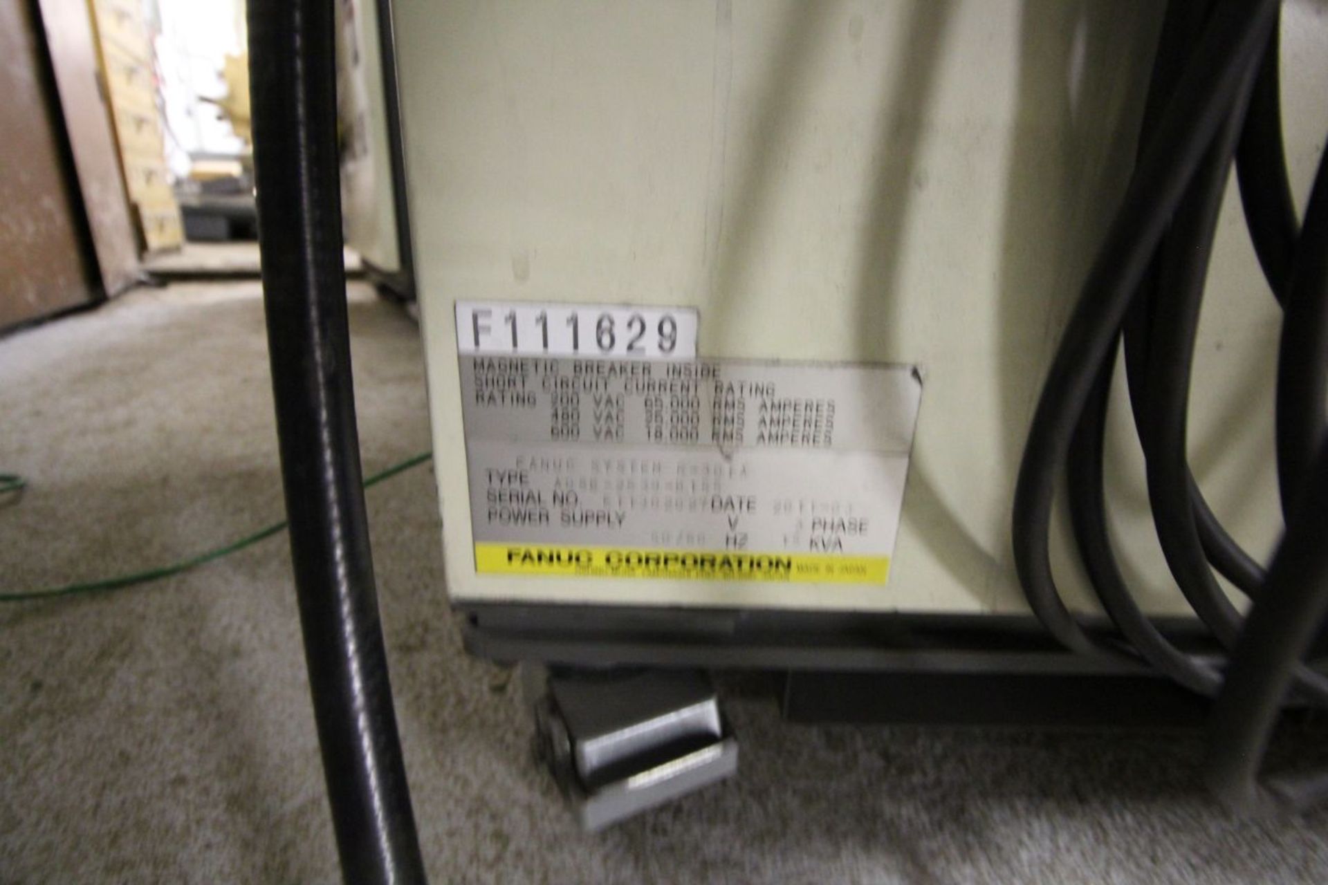 FANUC ROBOT M900iA/350 WITH R-30iA CONTROL, TEACH & CABLES, YEAR 2011, SN 111629 SCREW GUN ATTACH. - Image 5 of 8