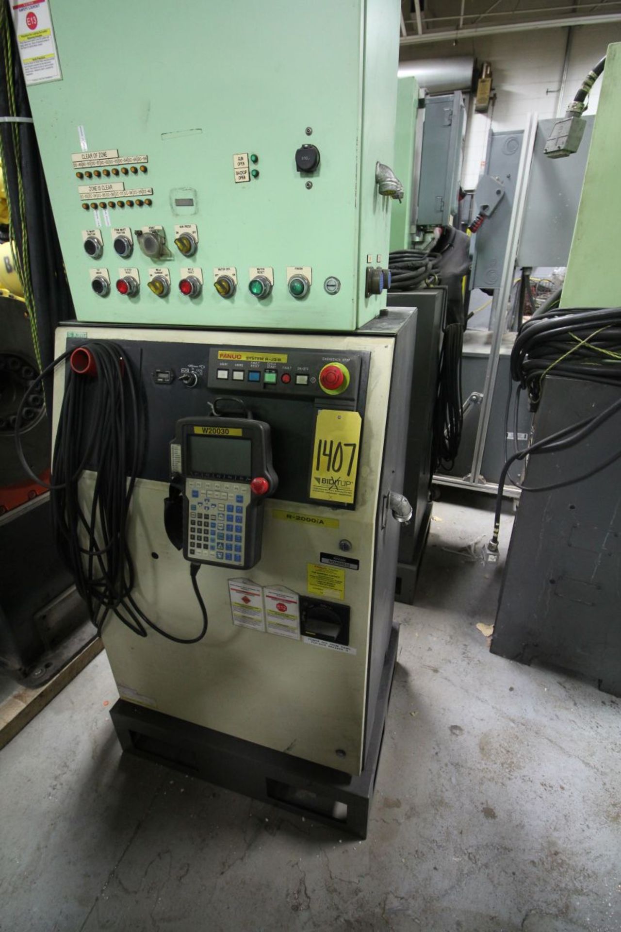 FANUC ROBOT R-2000iA/165R WTIH R-J3iB CONTROLS, TEACH & CABLES, YEAR 2003, SN 57329 - Image 6 of 12