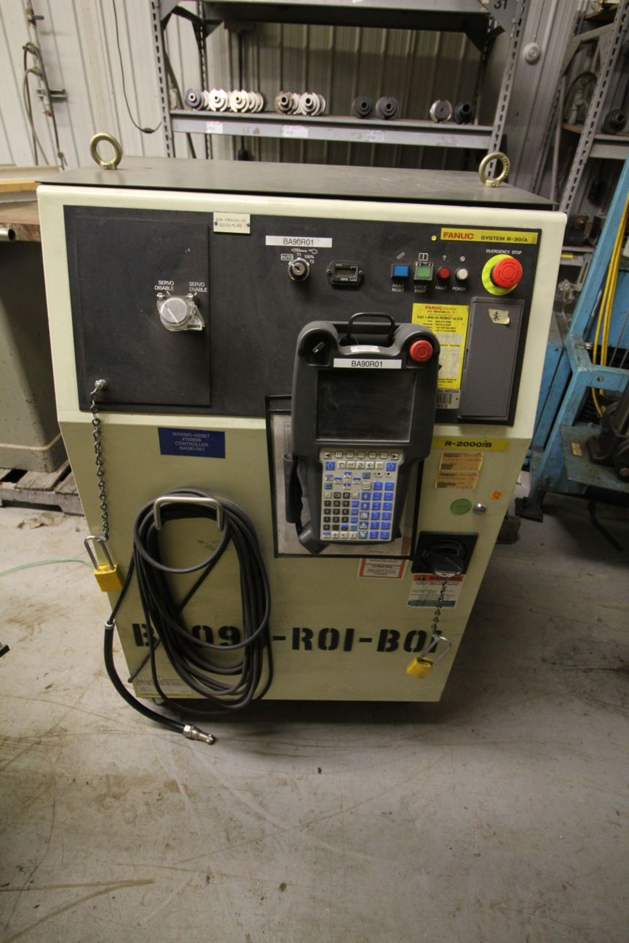 FANUC ROBOT R-2000iB/165F WITH R-30iA CONTROL, TEACH & CABLES, YEAR 2011, SN 111667 - Image 4 of 7