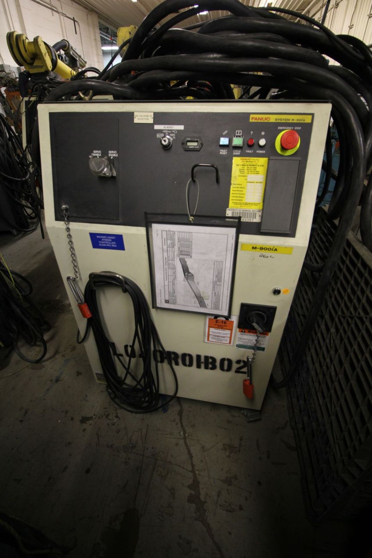 FANUC M-900iA/260L WITH R-30iA CONTROLS, TEACH & CABLES, YEAR 2011, SN 110998 - Image 5 of 8