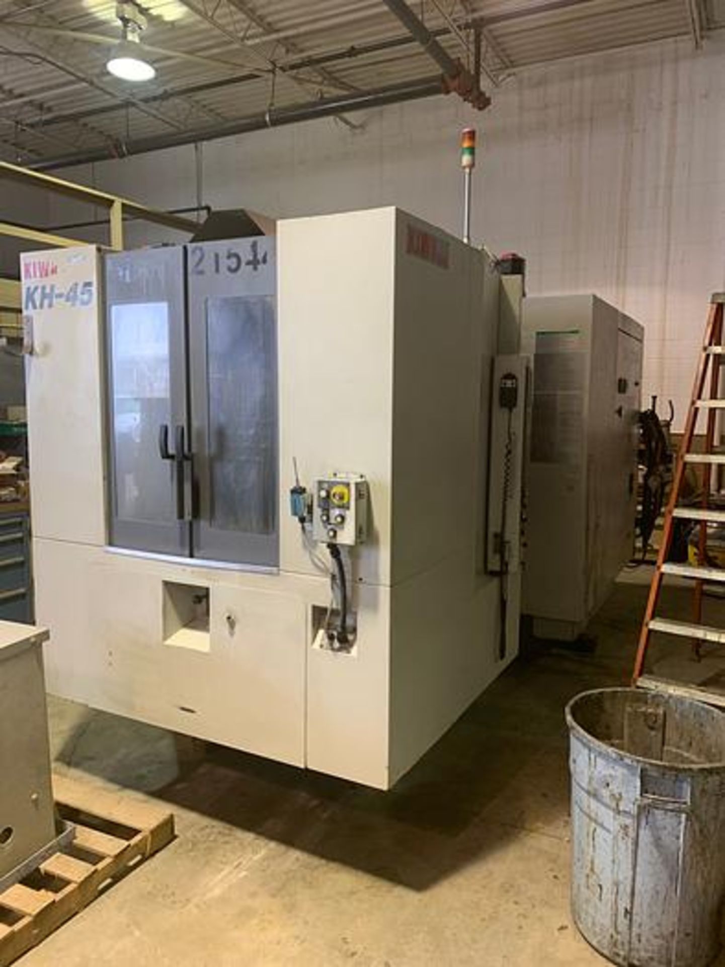 KIWA KH45 4 AXIS 400MM HORIZONTAL MACHINING CENTER, YEAR 2008, INSTALLED IN 2010, SN JB4713,