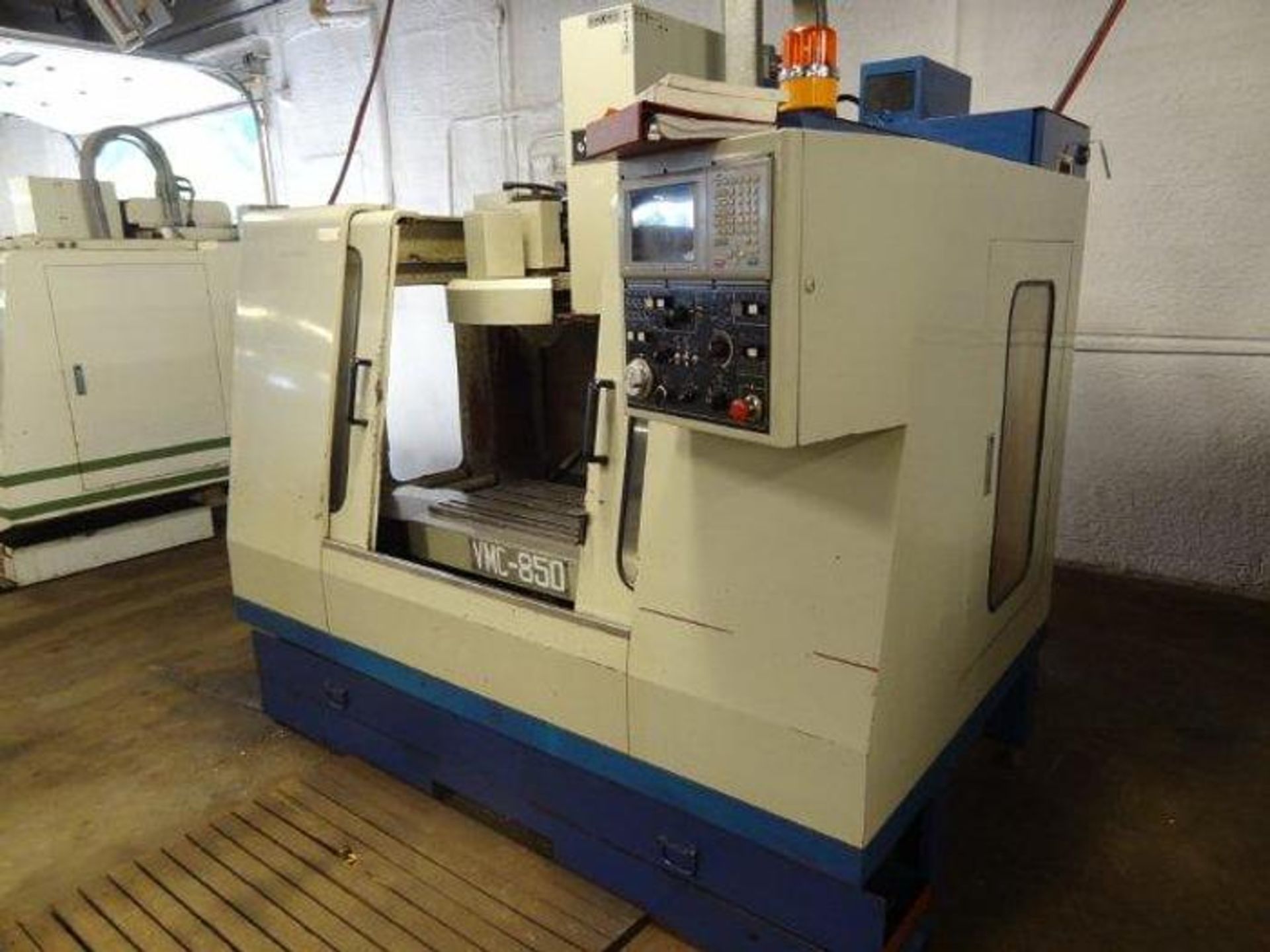 MIGHTY COMET VMC850 34" X 20" X 20" VERTICAL MACHINING CENTER, YEAR 1998, SN 80, LOCATION MI - Image 3 of 5