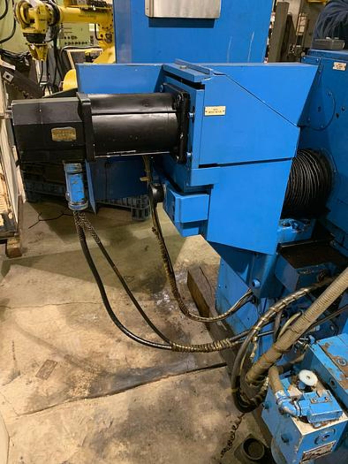 CINCINNATI MODEL 220-8 CENTERLESS GRINDER, SN 3503H81-0004, REMANUFACTURED IN 1994, LOCATION MI - Image 26 of 32