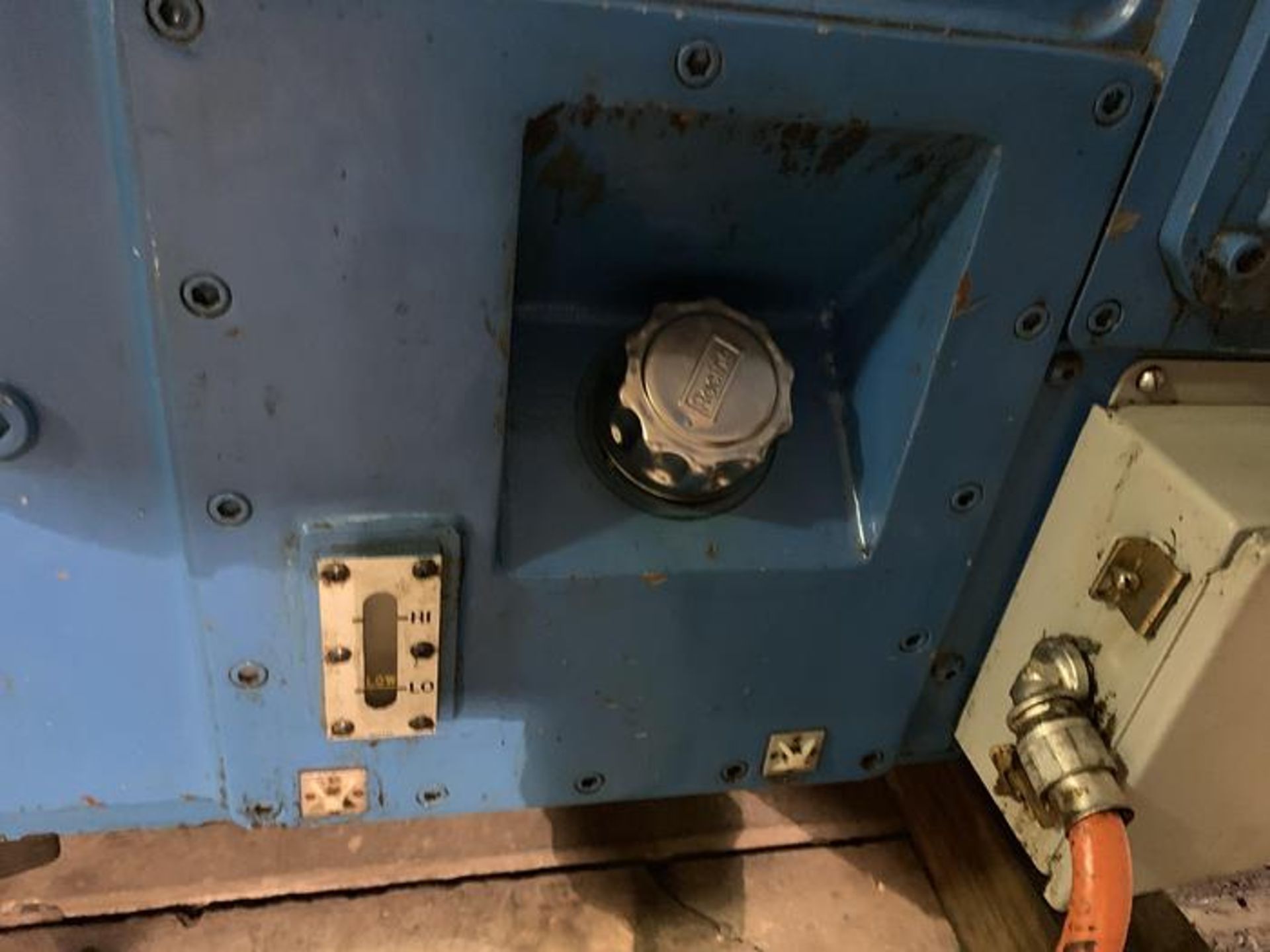 CINCINNATI MODEL 220-8 CENTERLESS GRINDER, SN 3503H81-0004, REMANUFACTURED IN 1994, LOCATION MI - Image 17 of 32