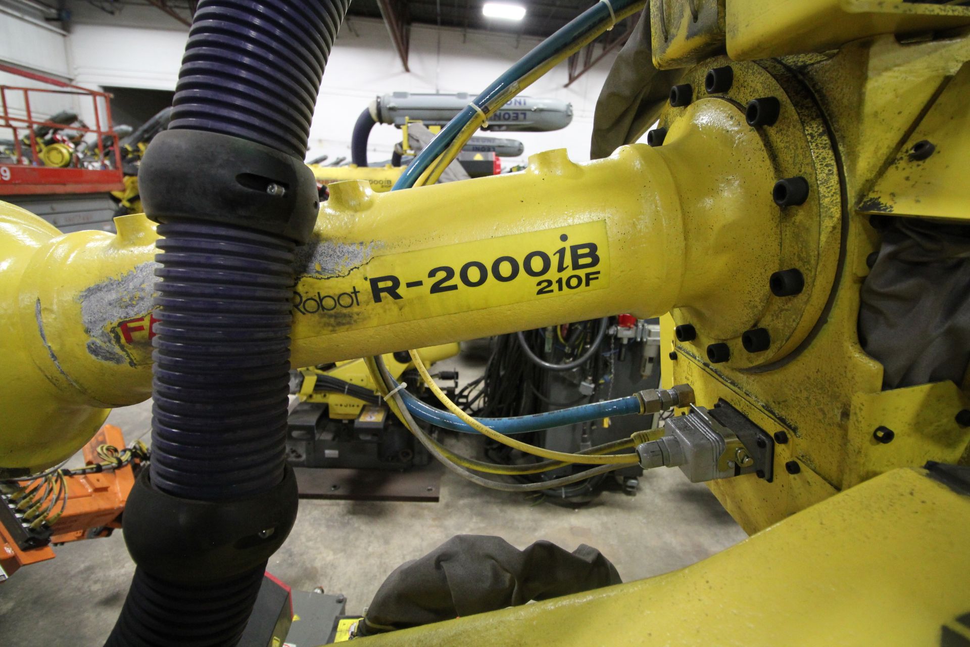 FANUC ROBOT R-2000iB/210F WITH R-30iA CONTROL, CABLES & TEACH PENDANT, SN 106331, YEAR 2010 - Image 2 of 8