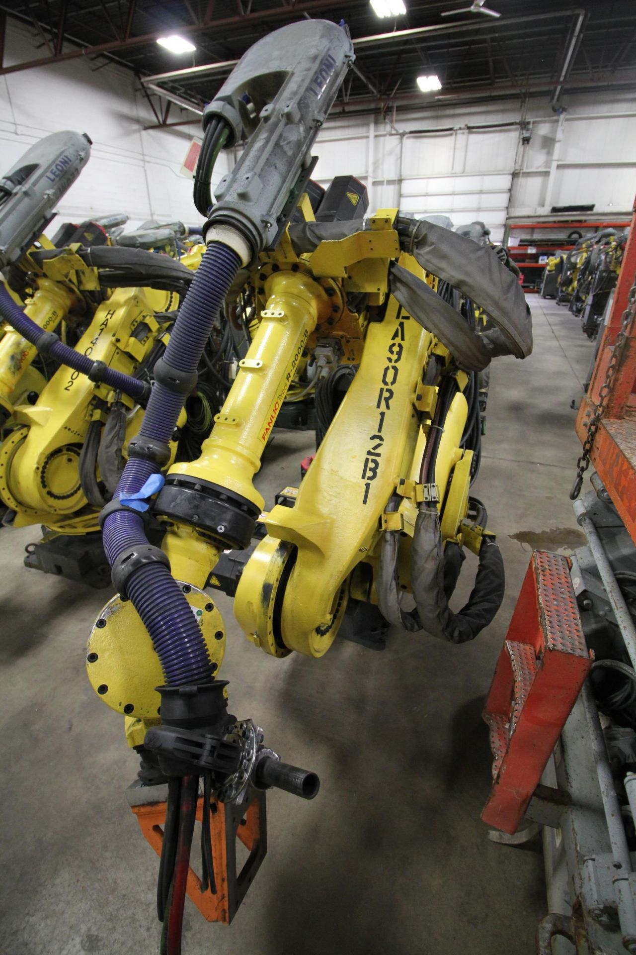 FANUC ROBOT R-2000iB/210F WITH R-30iA CONTROL, CABLES & TEACH PENDANT, SN 97339, YEAR 2009 - Image 2 of 10