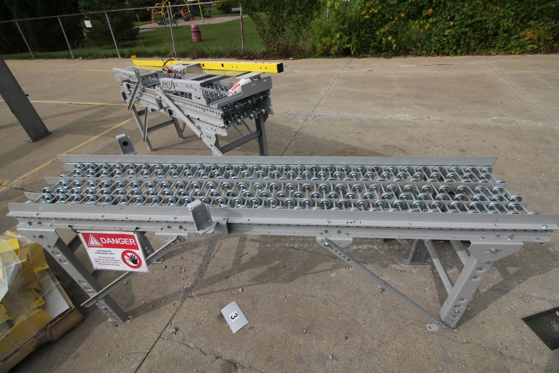 1 SECTION 16 X 84 ROLLER CONVEYOR