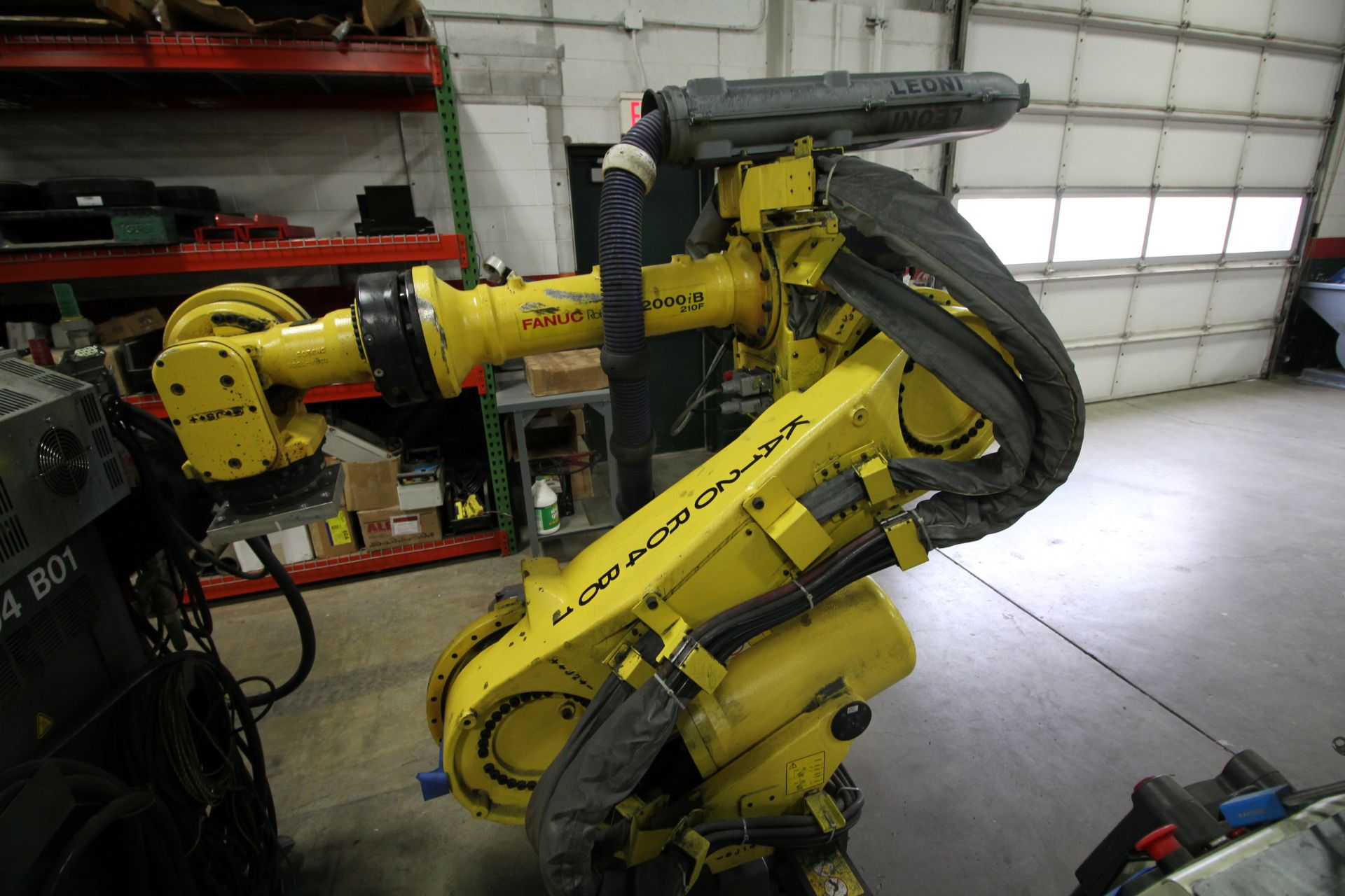 FANUC ROBOT R-2000iB/210F WITH R-30iA CONTROL, CABLES & TEACH PENDANT, SN 97005, YEAR 2009