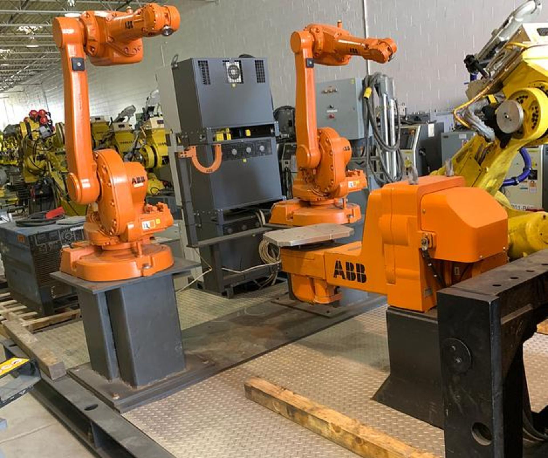 ABB ROBOTS IRB 1600-5/1.45 DUAL ARM ROBOTIC CELL WITH ABB TYPE MTC 750 POSITIONER AND IRC5 CONTROLS