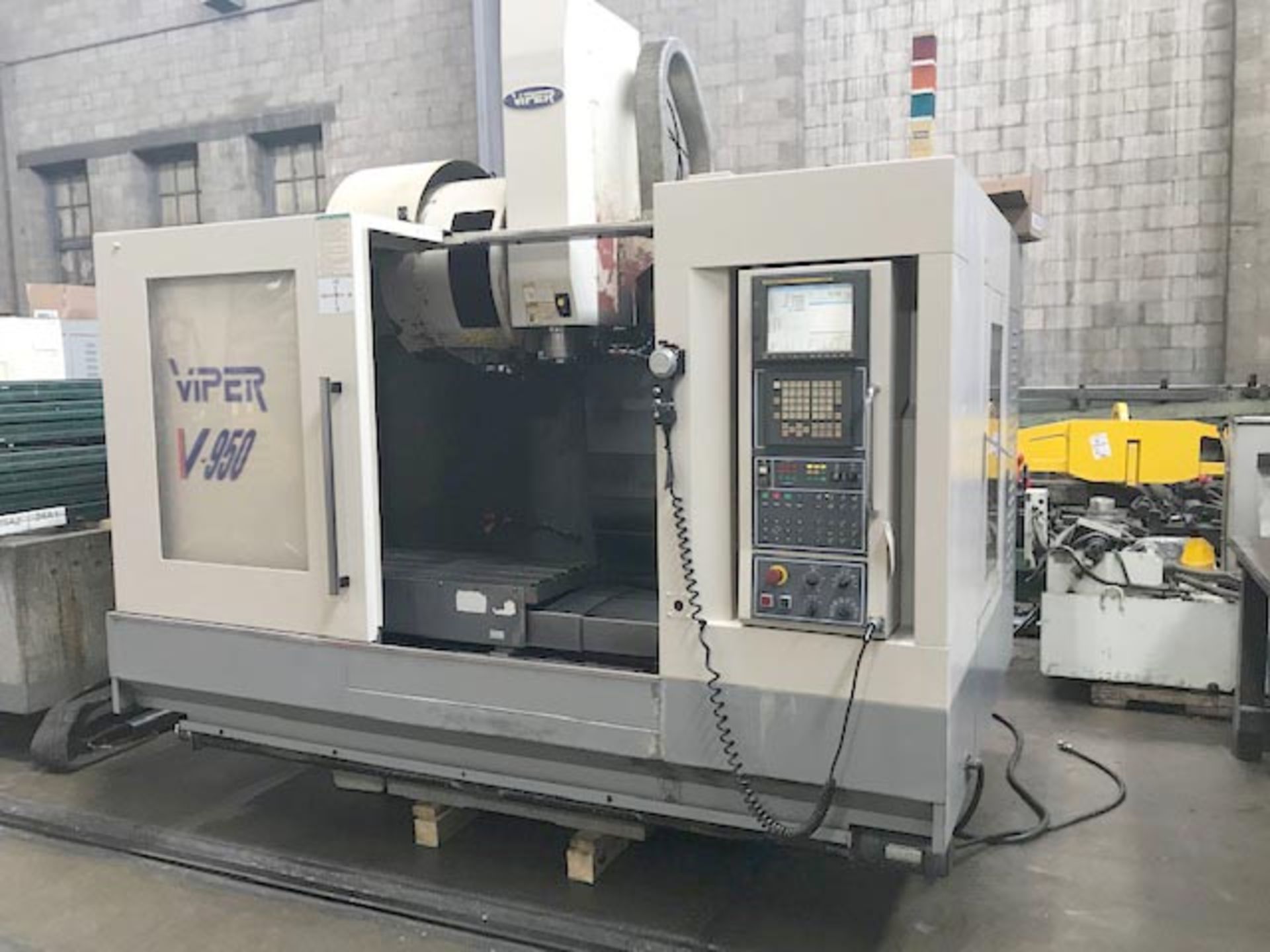 MIGHTY VIPER MODEL V950 CNC VMC, YEAR 2004, SN 005653