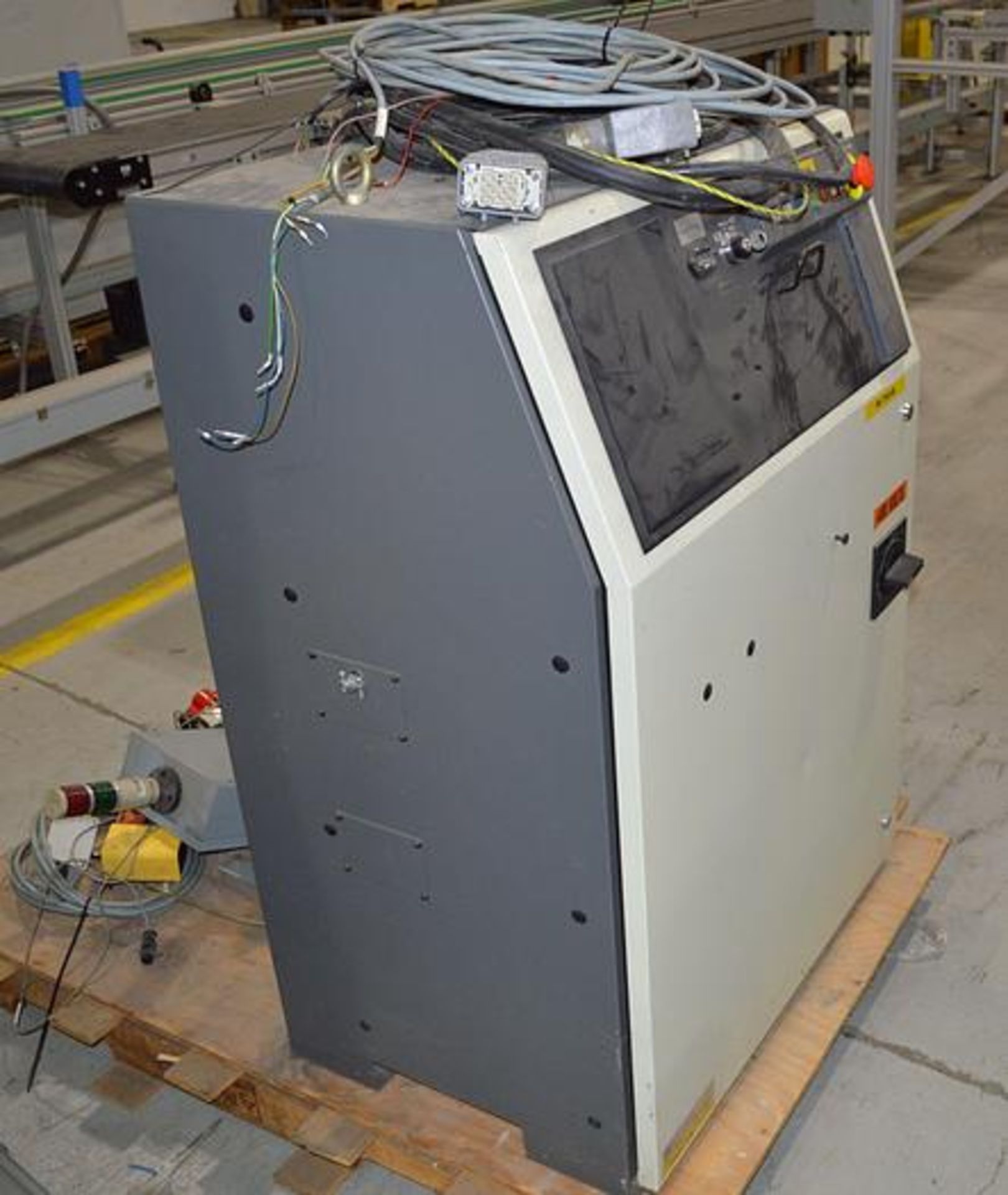FANUC ROBOT; M710iB/70 WITH R-J3IB CONTROLS, TEACH PENDANT &amp; CABLES, YEAR 2006 - Image 3 of 3