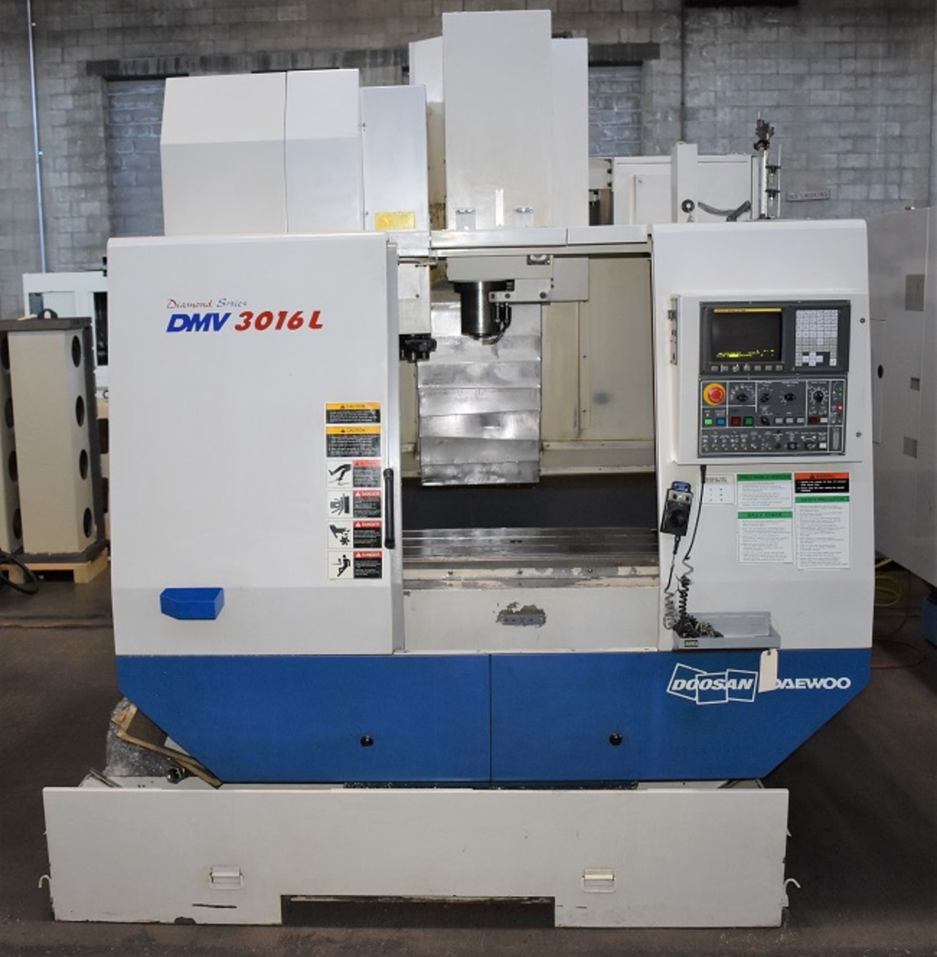 DAEWOO DMV-3016L CNC VMC, YEAR 2005, SN NM4100277