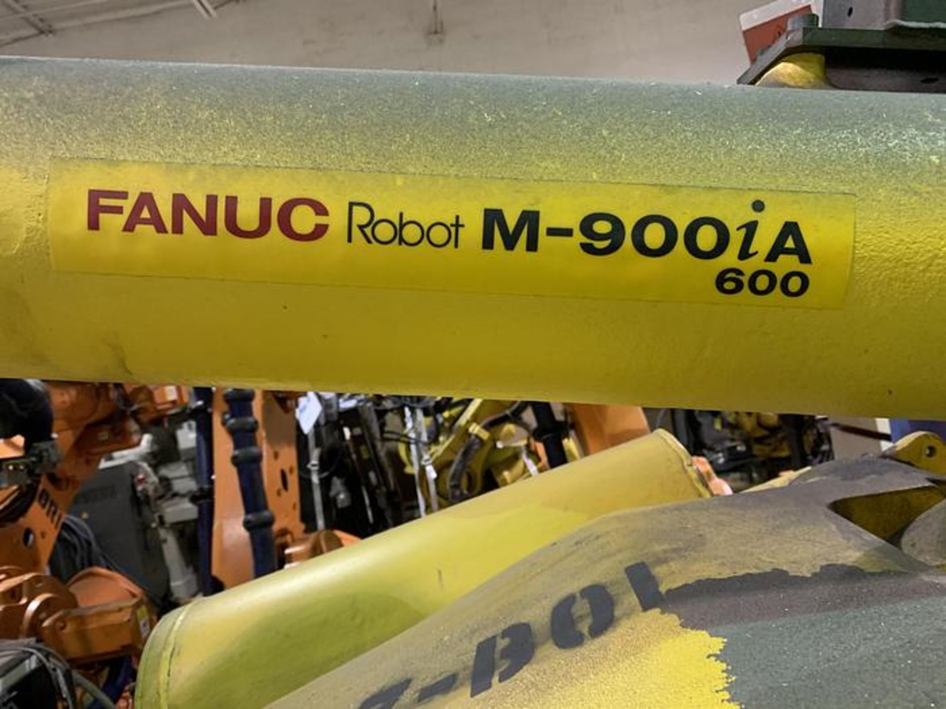 FANUC M900iA/600 6 AXIS ROBOT WITH R30iA CONTROLLER, TEACH & CABLES, SN F113405, YEAR 2011 - Bild 3 aus 13