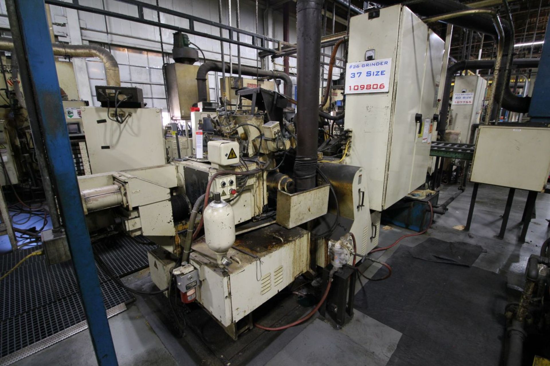 CINCINNATI NO.2 CENTERLESS GRINDER MODEL AE, BT 109806