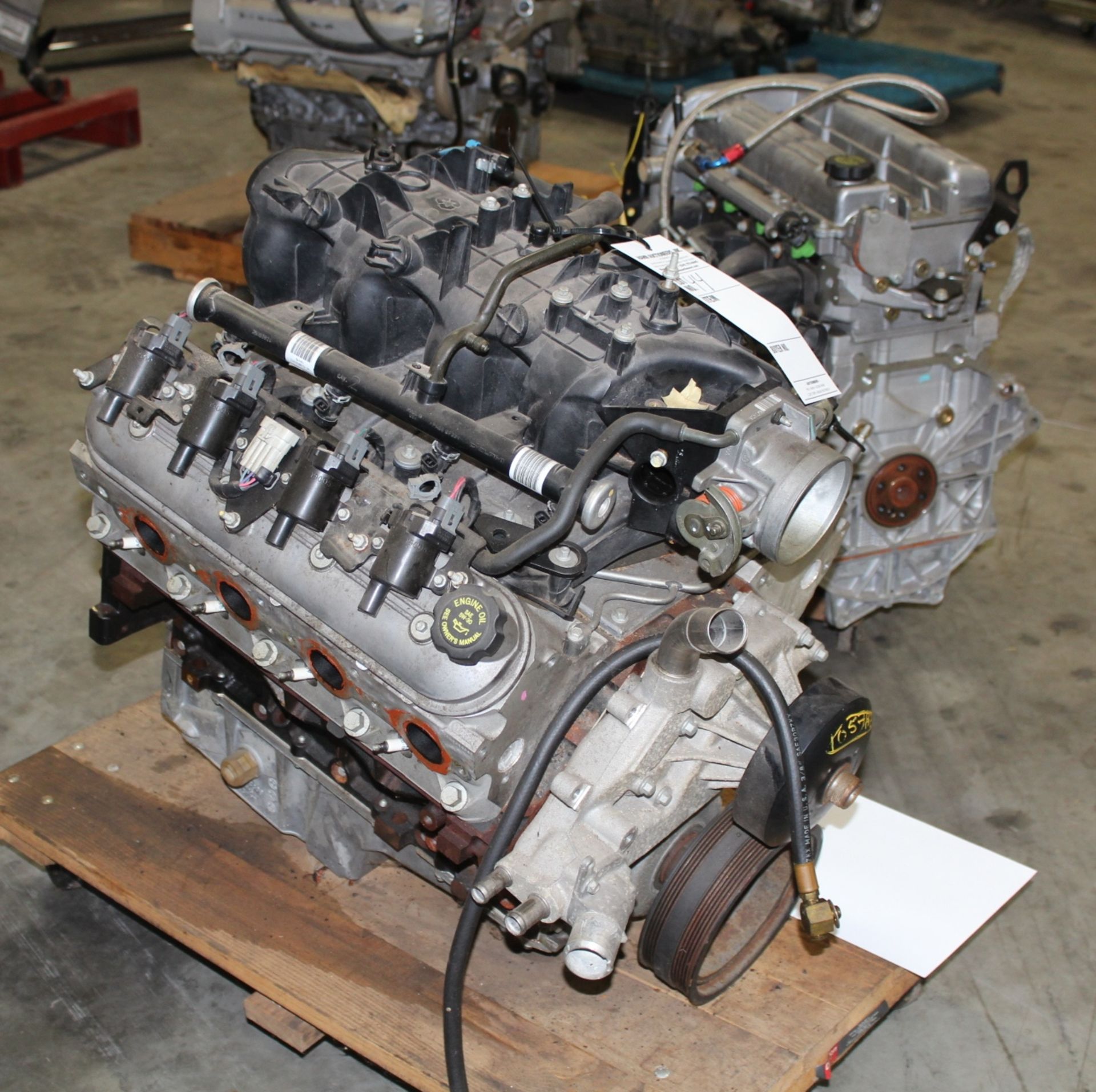 GM 5.3 Engine Assembly - Image 3 of 6