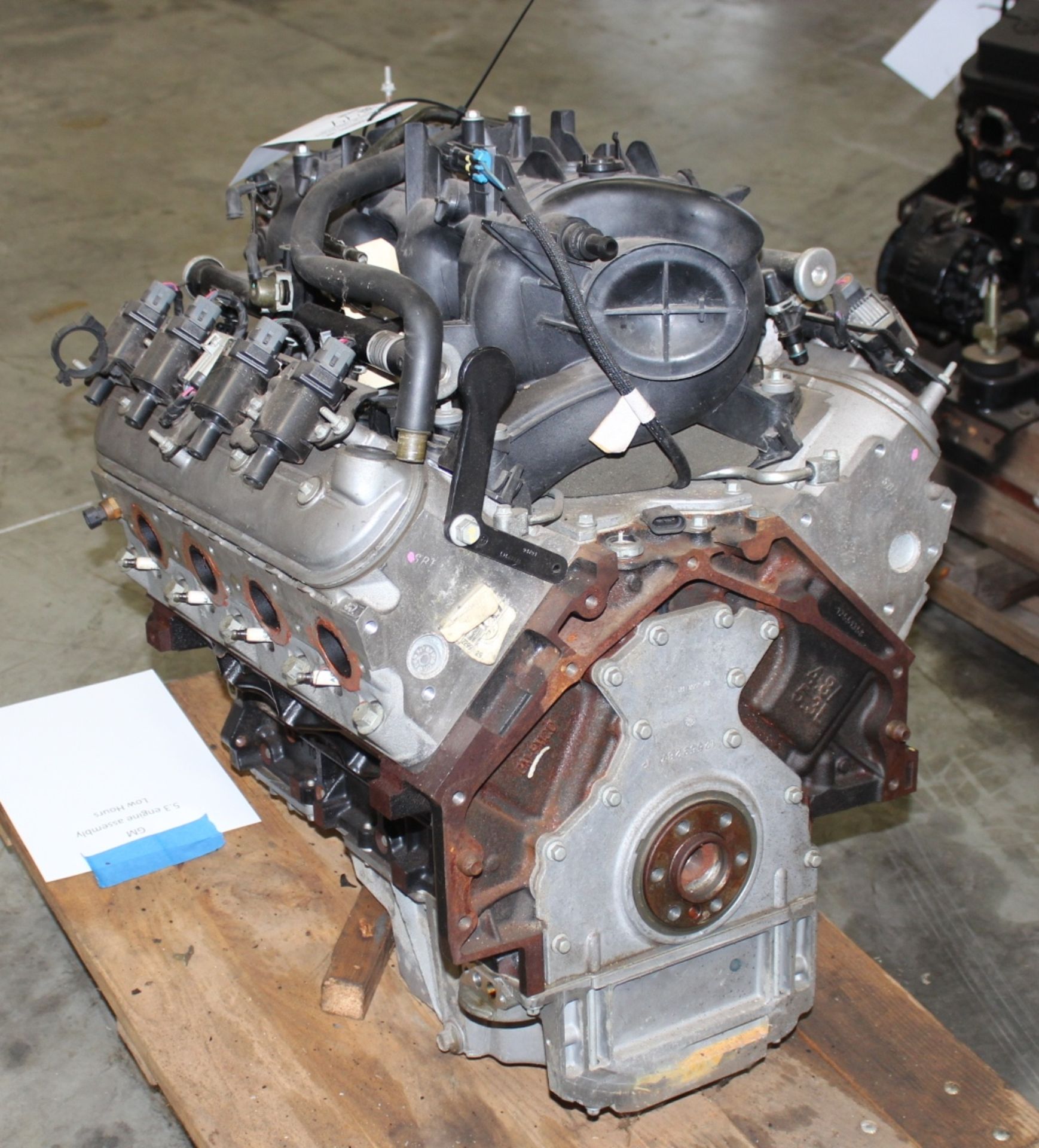 GM 5.3 Engine Assembly - Image 6 of 6