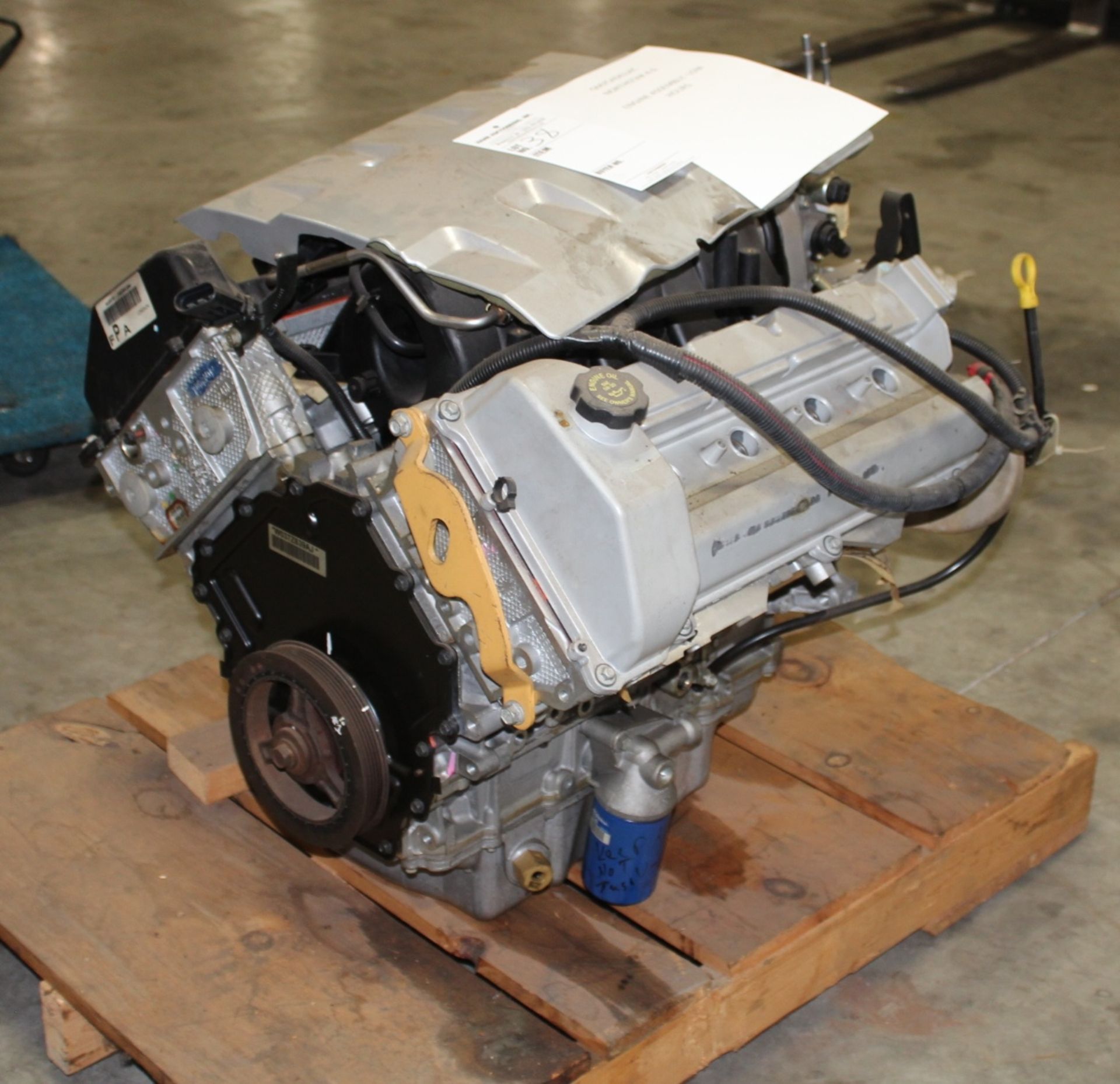 GM/Cadillac Northstar 4.6 Engine Assembly - Image 4 of 5