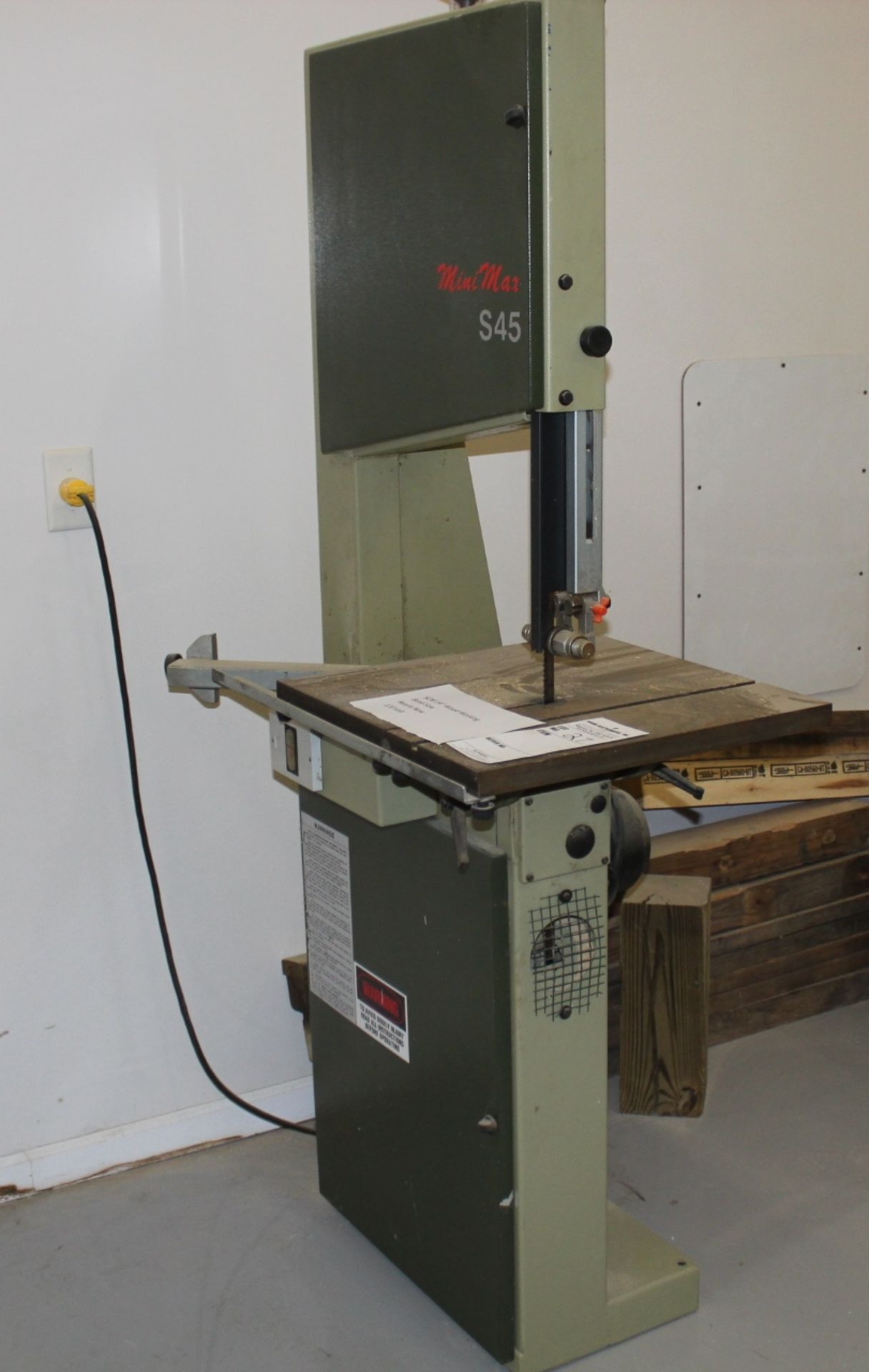 SCM 14" Wood Working Band Saw - Model S 45