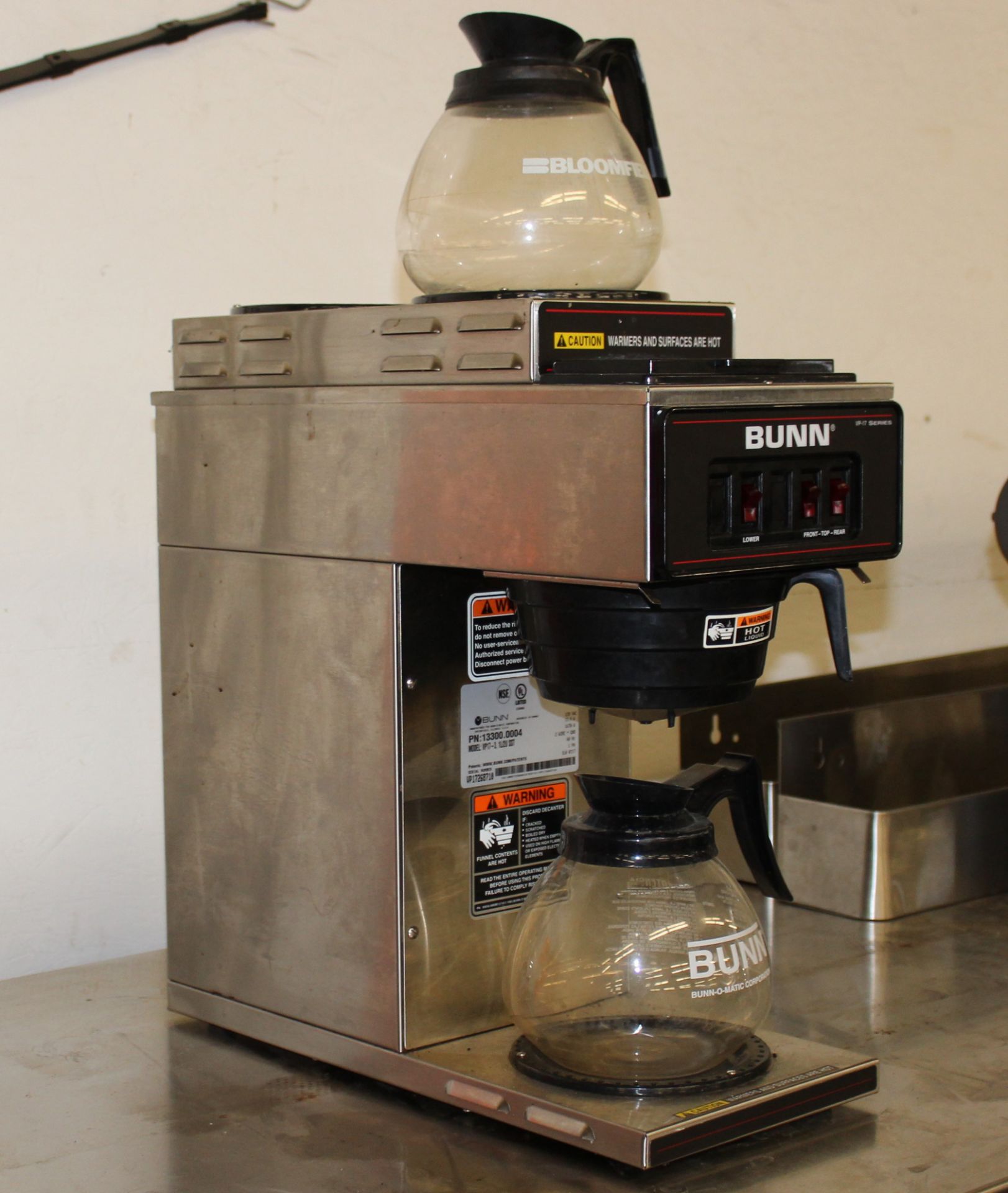 Bunn VP-17 series coffee maker - Image 2 of 3