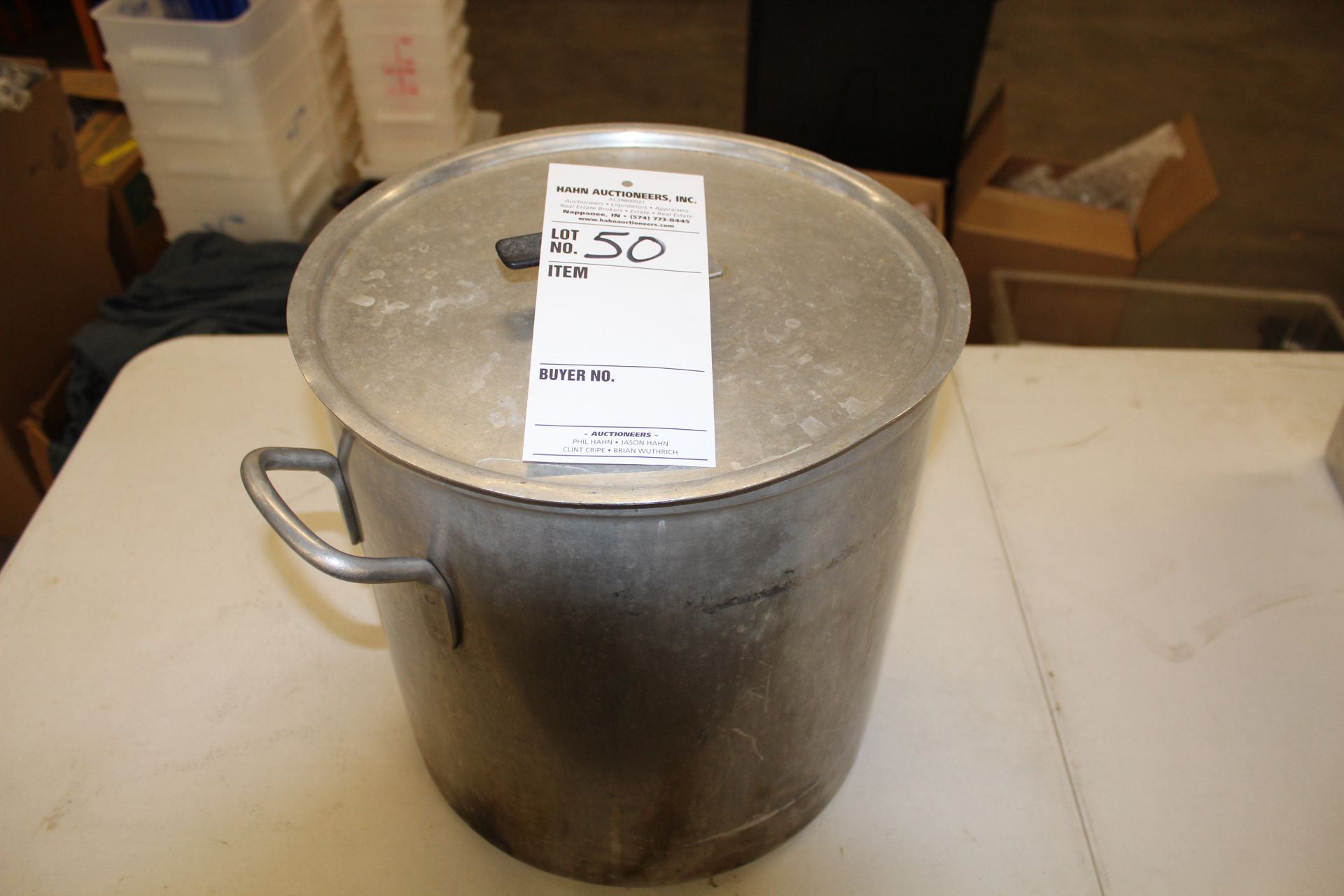 stock pot with lid